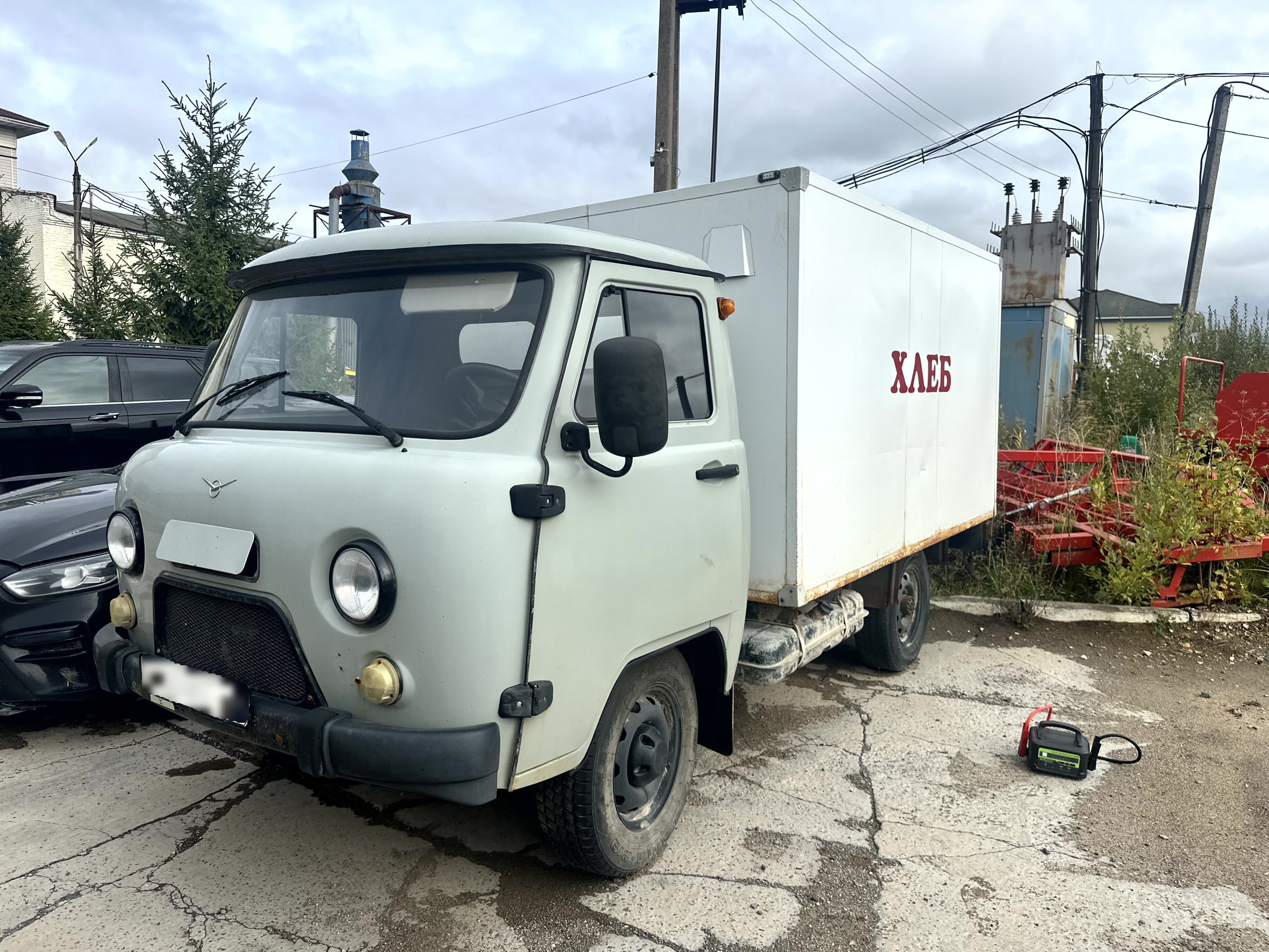 UAZ 3303 Бортовой - 1