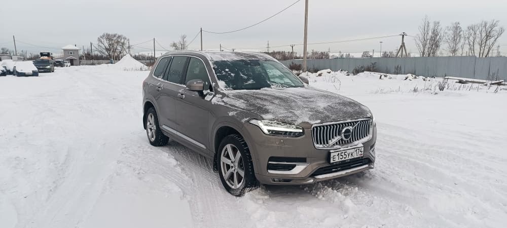 Volvo XC90 - 2