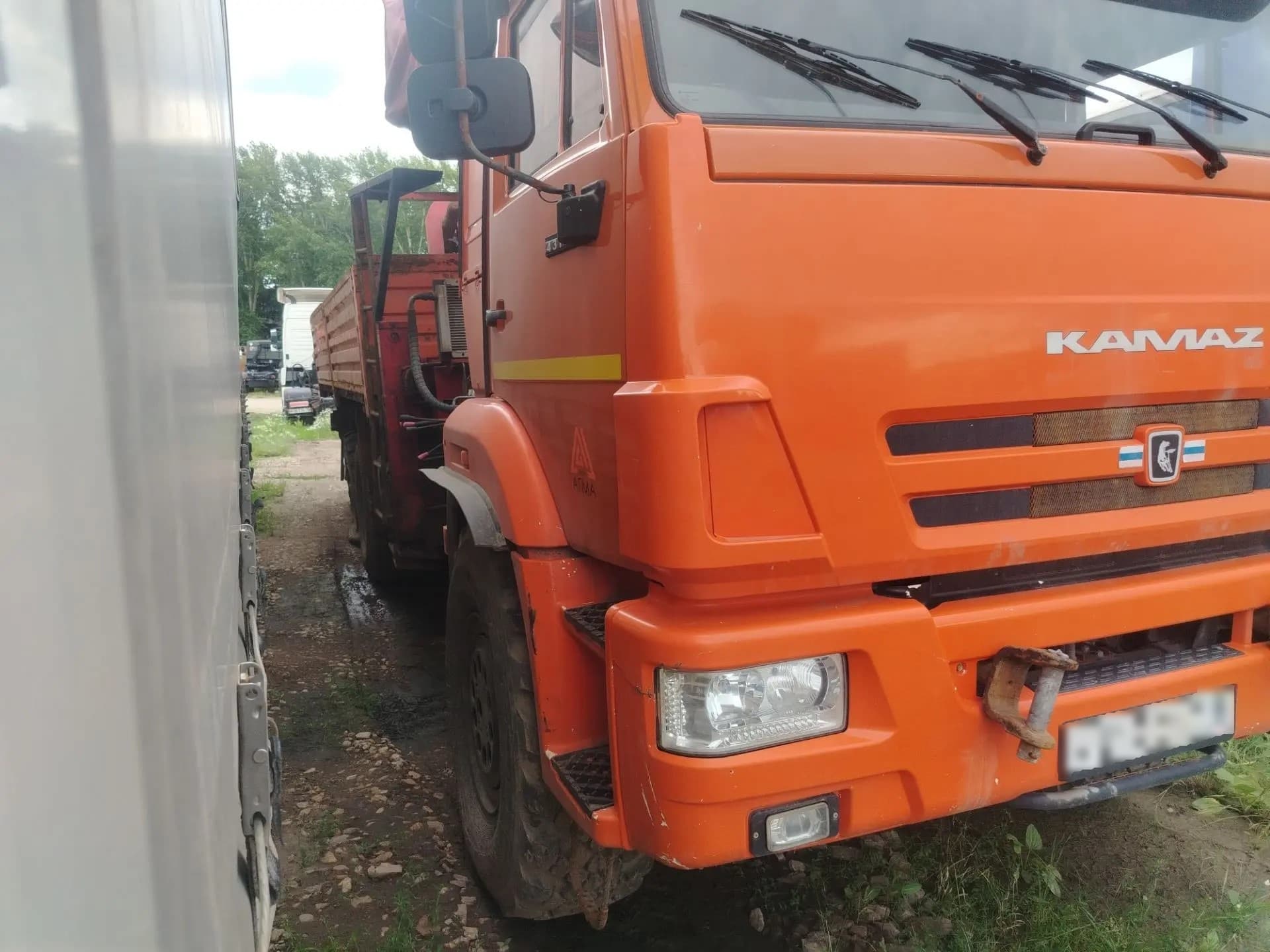 Агропромсервис 4382* на шасси Камаз 43118 6x6 Бортовой с КМУ - 2