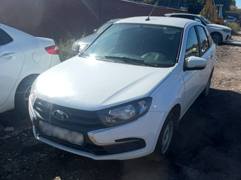 Lada Granta лифтбек - 1