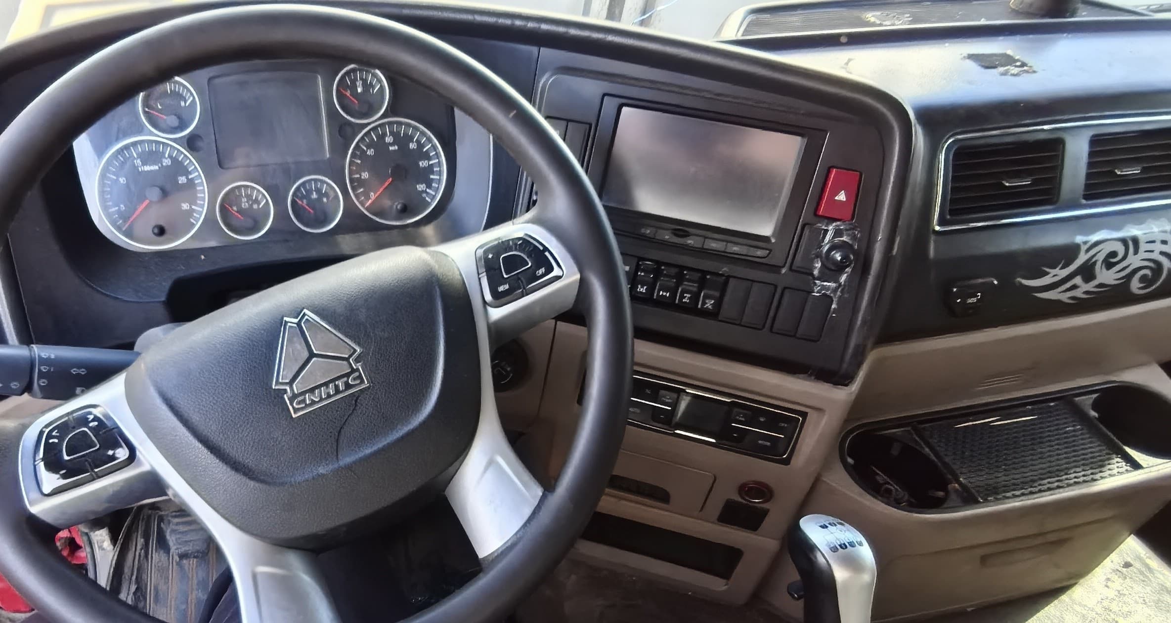 Howo T5G 6x4 Самосвал - 5