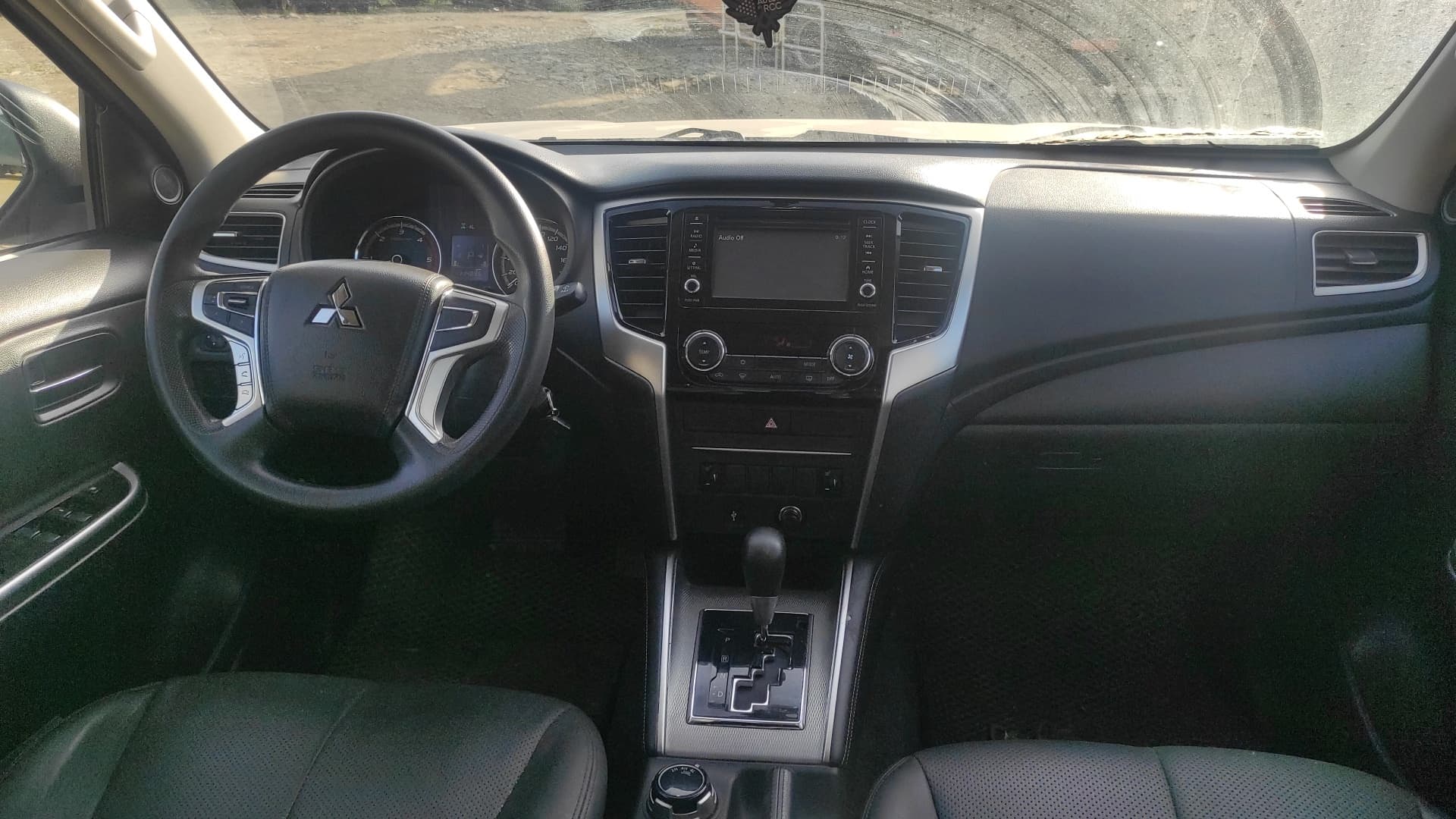 Mitsubishi L200 - 5
