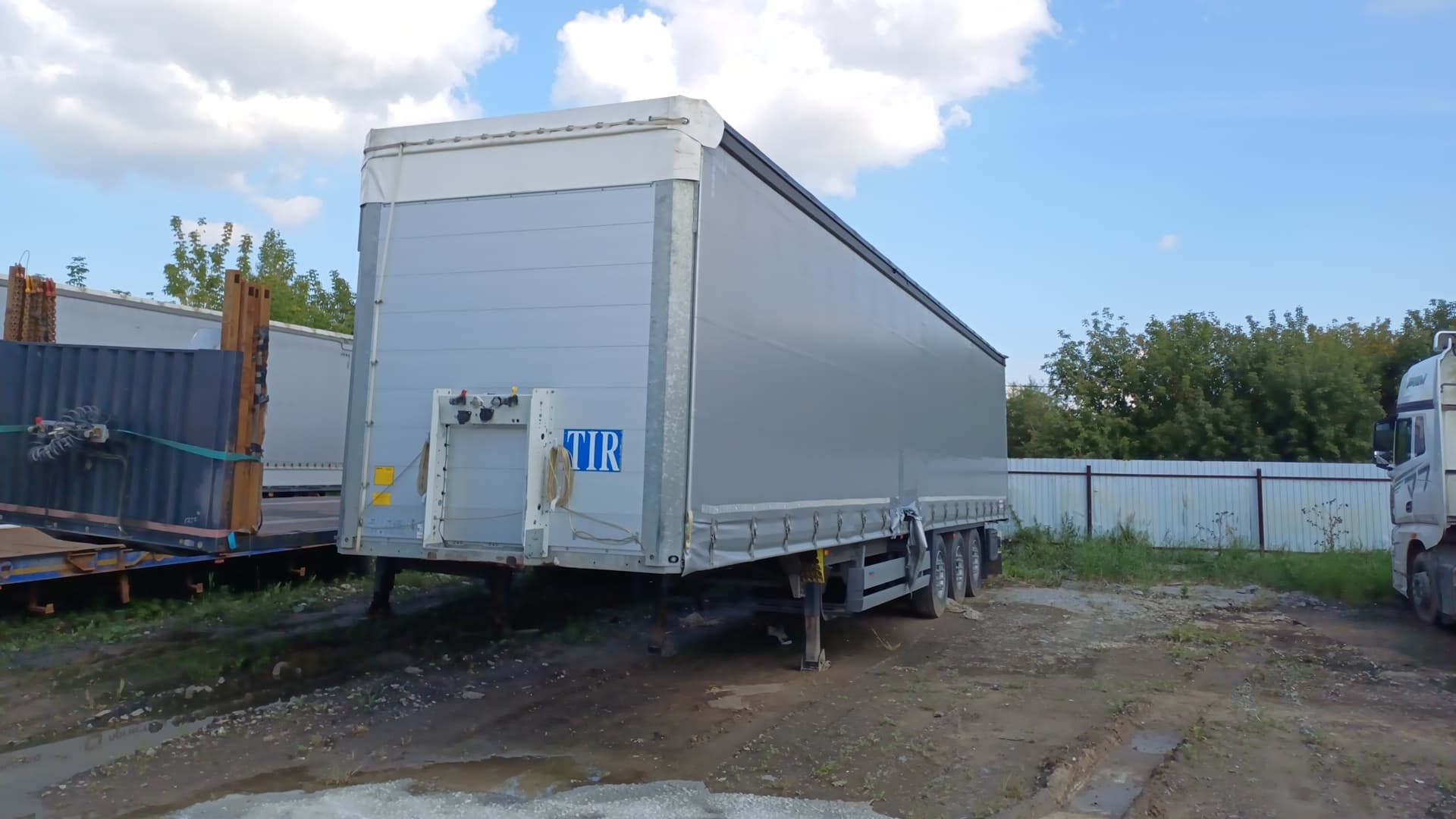 Schmitz Cargobull SCS Полуприцеп шторный - 1