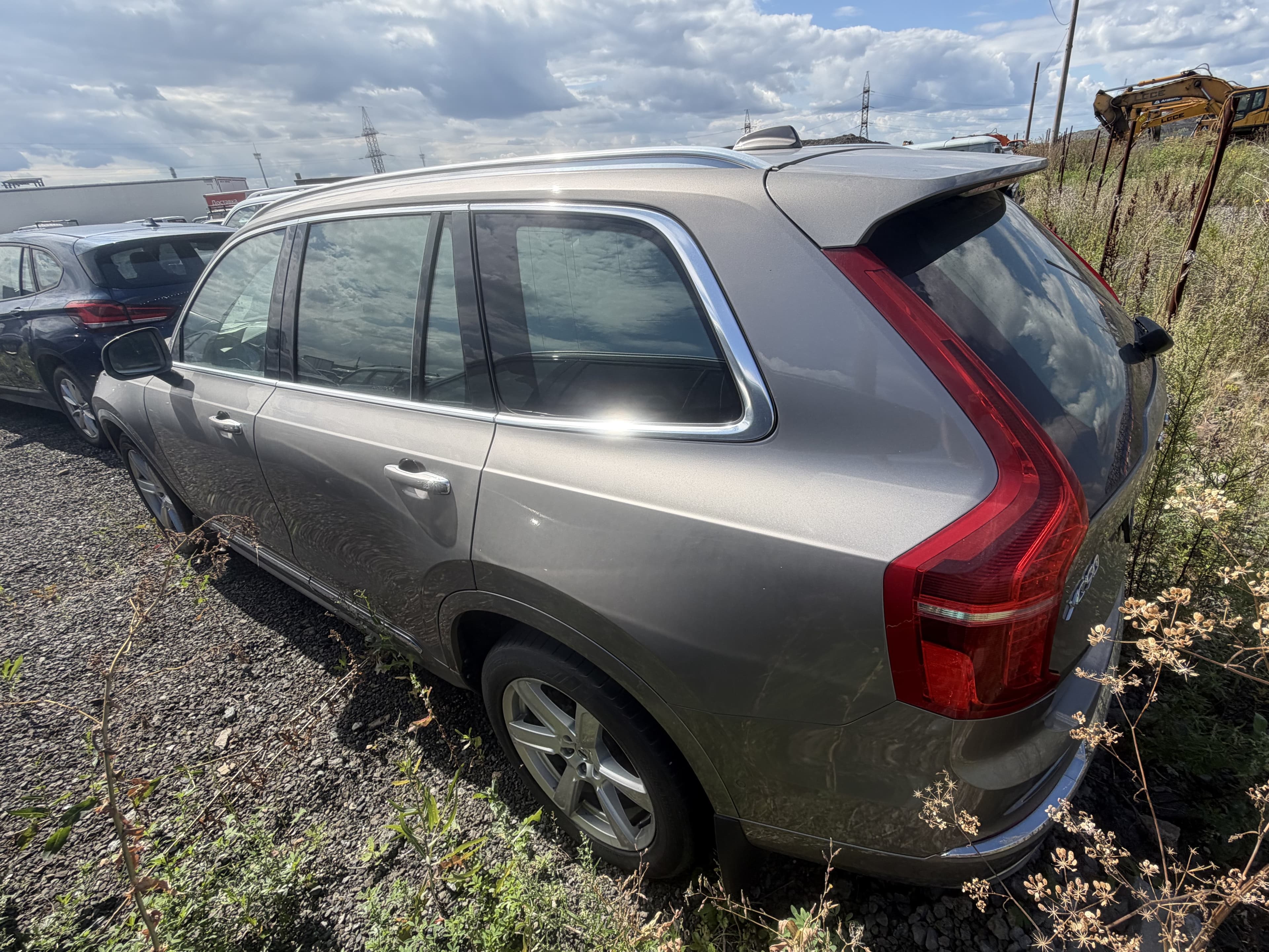 Volvo XC90 - 3