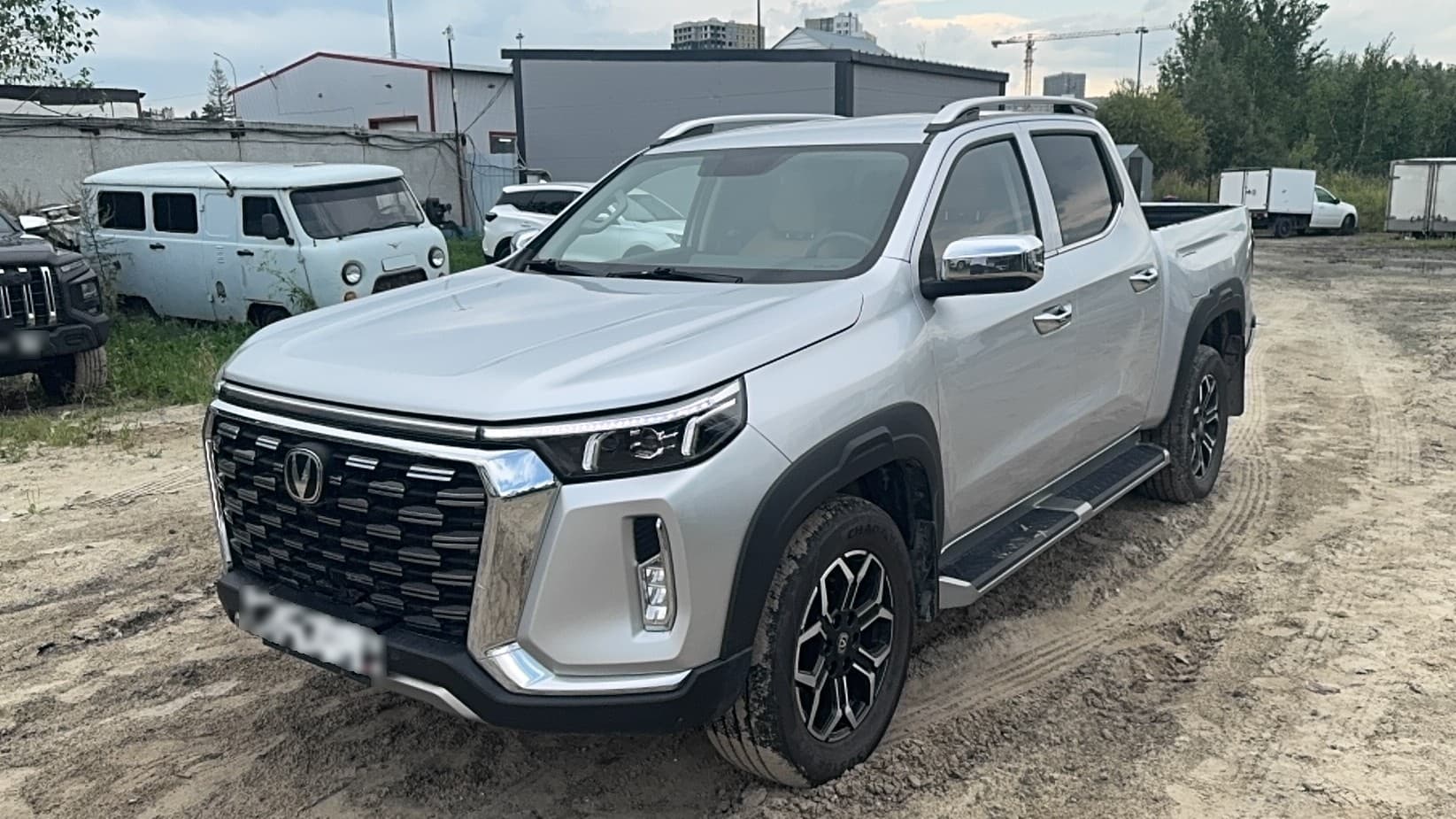 Changan Hunter Plus - 1