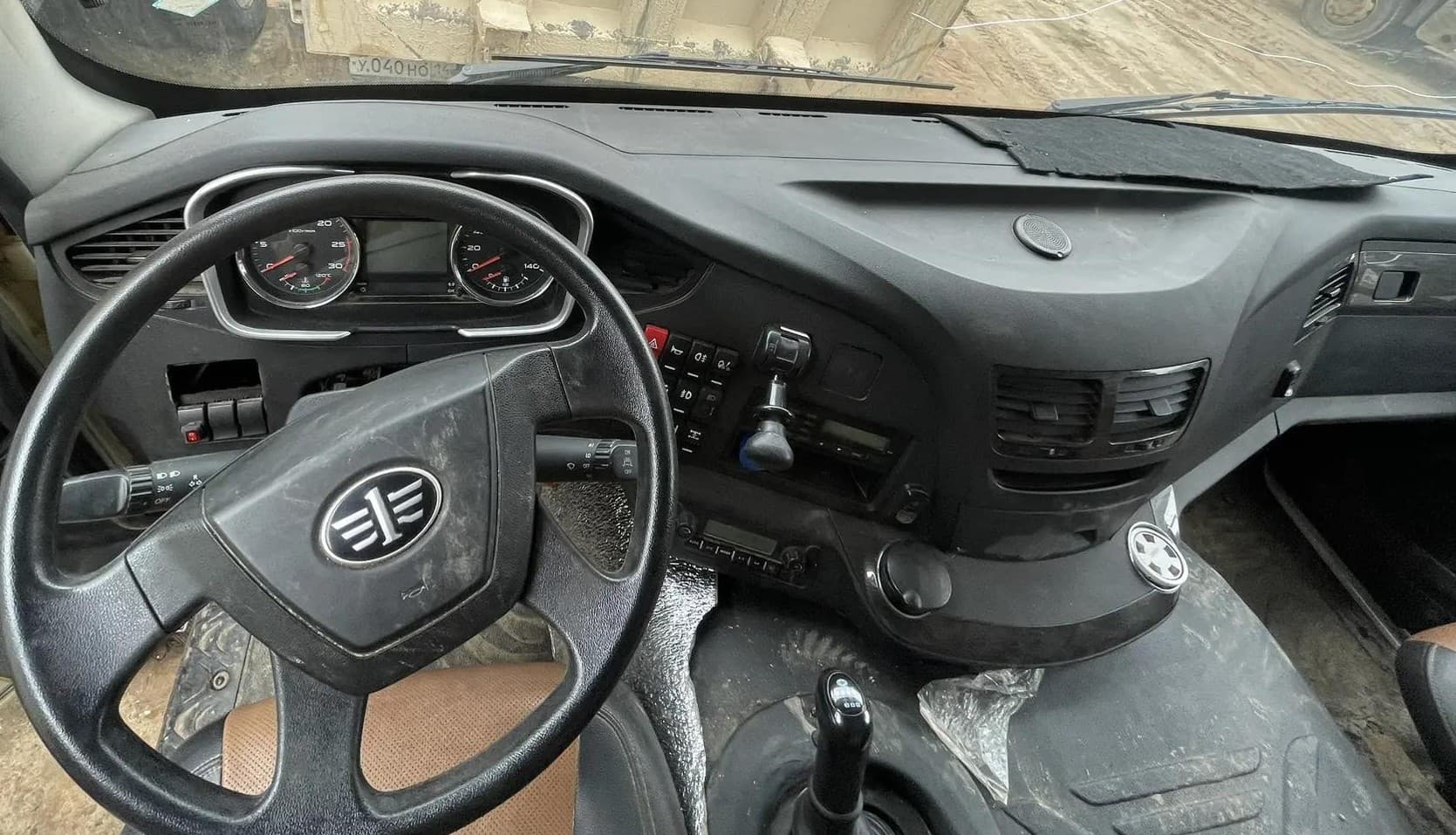 FAW J6 8x4 Самосвал - 5