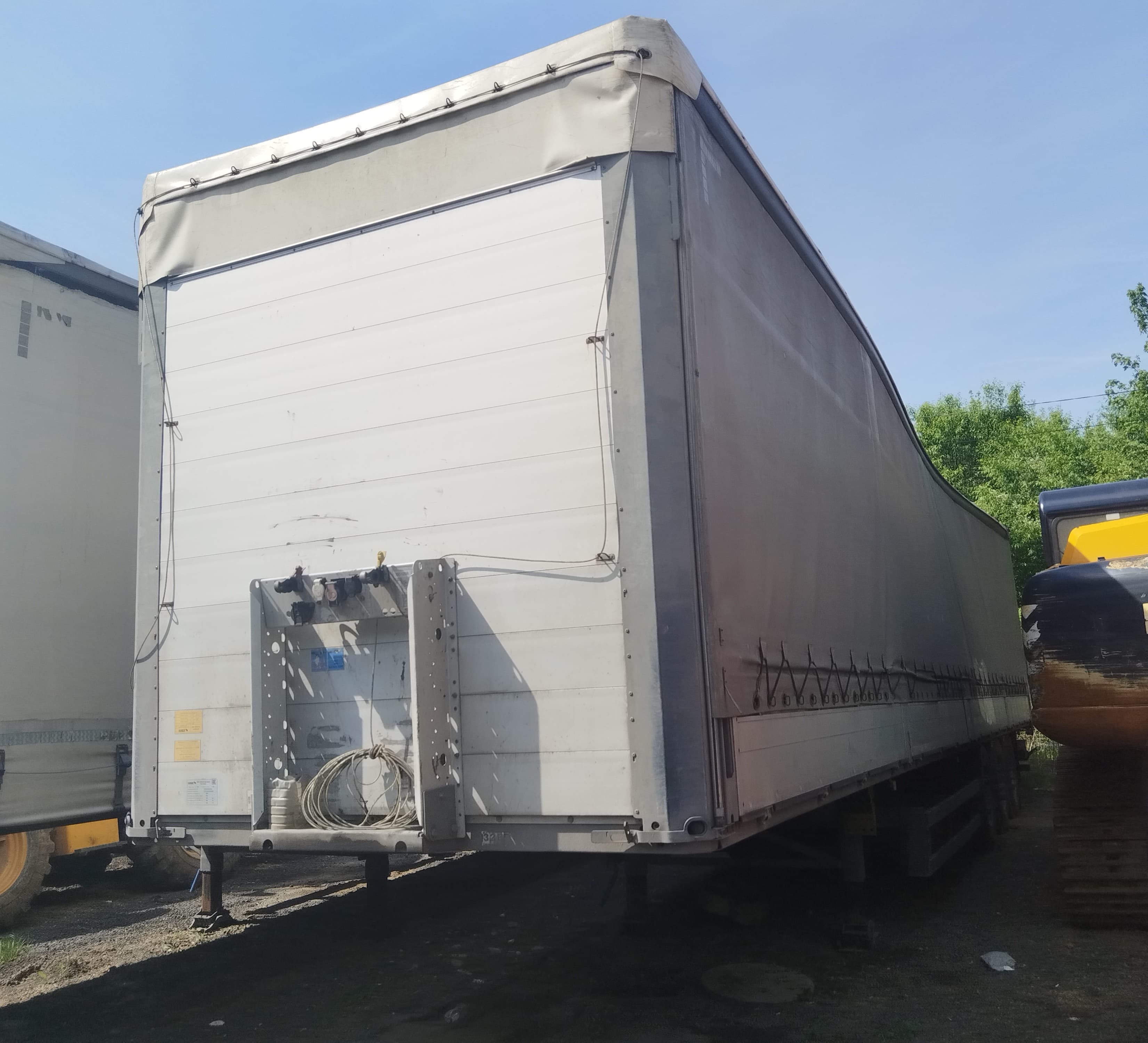 Schmitz Cargobull 9084 Полуприцеп бортовой - 1