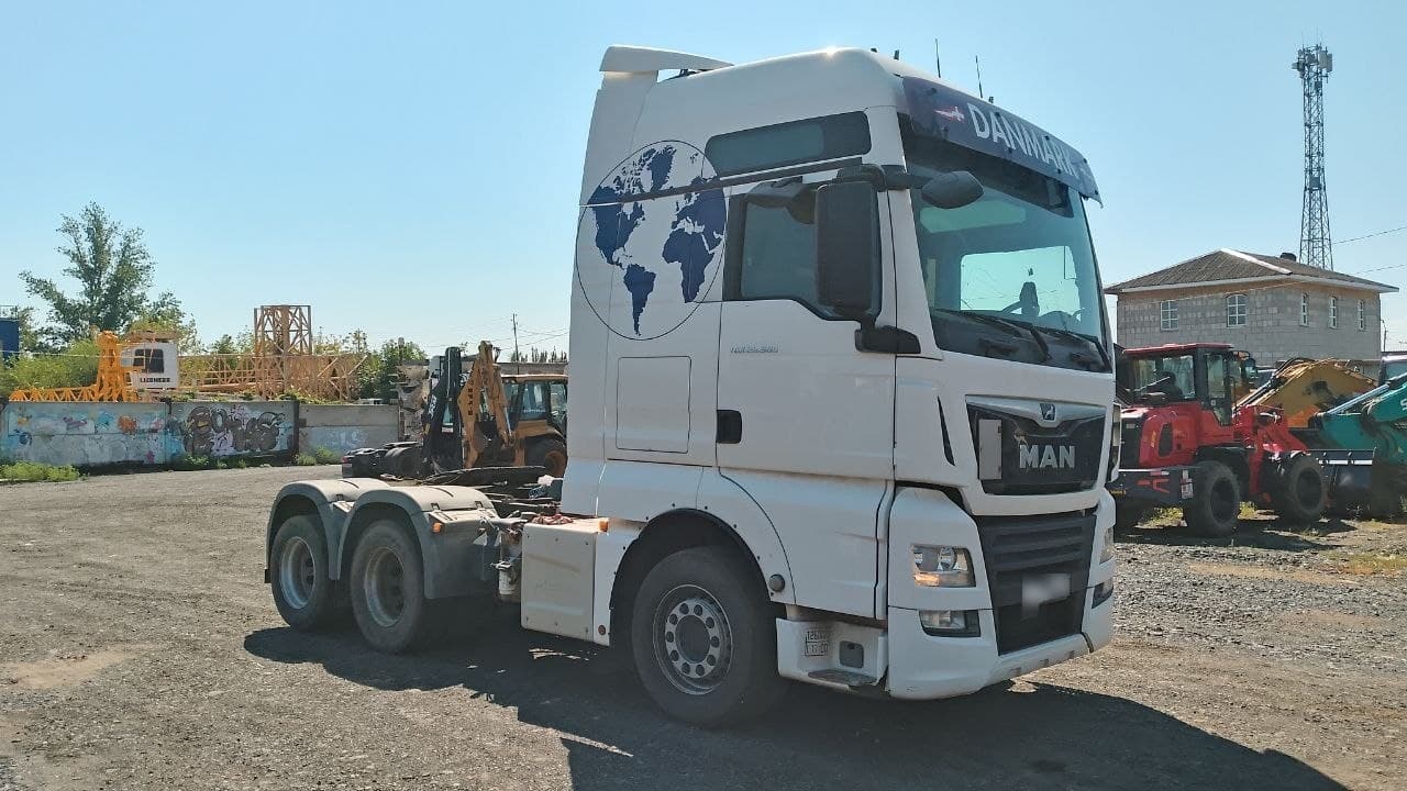 MAN TGX 6x2-2 Седельный тягач - 2