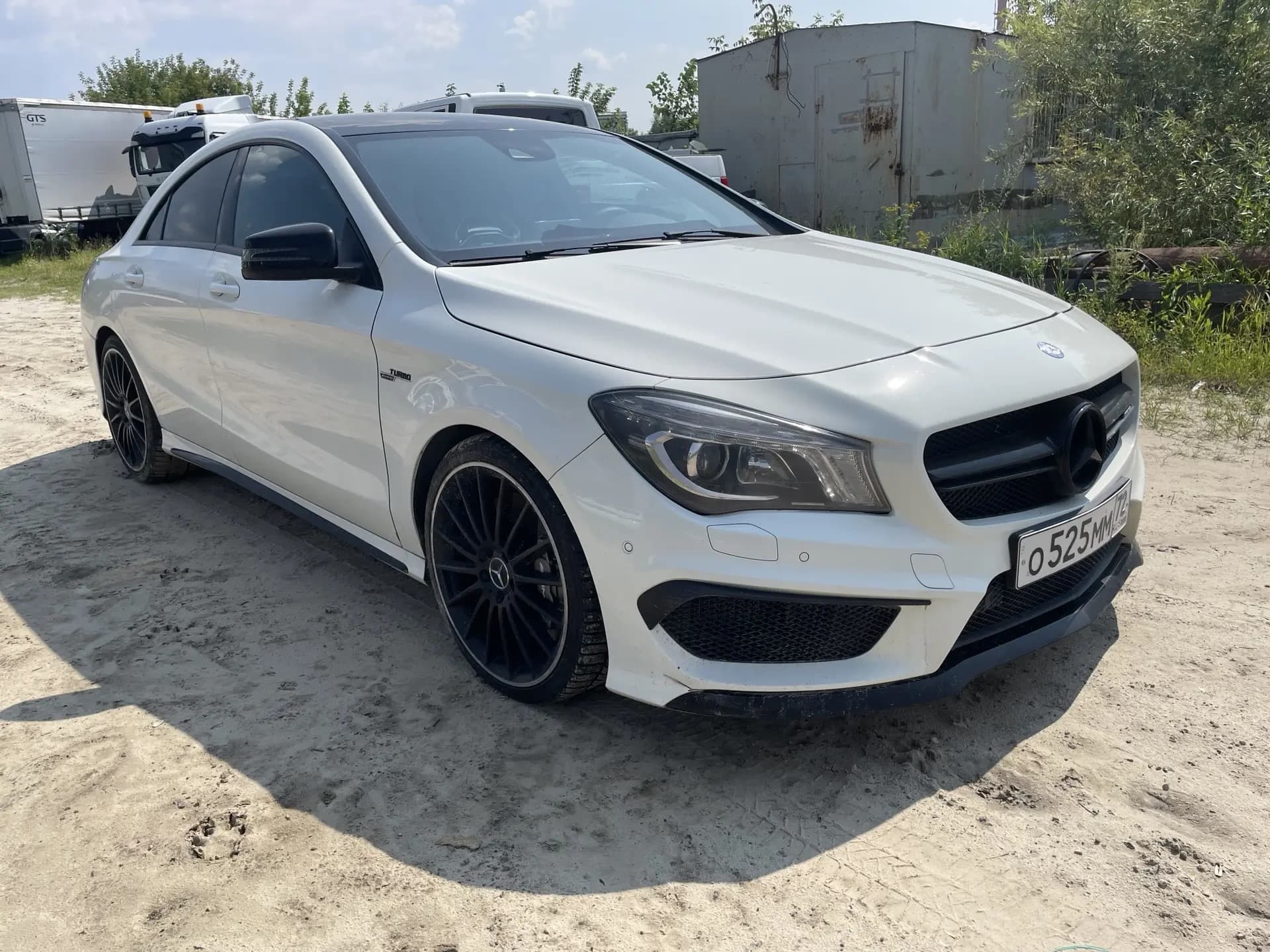 Mercedes-Benz CLA - 2