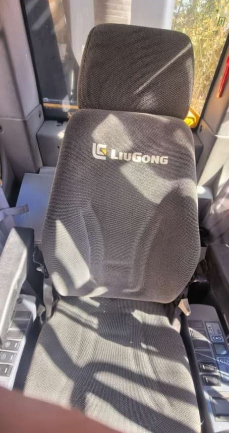 Liugong CLG952 Экскаватор - 4