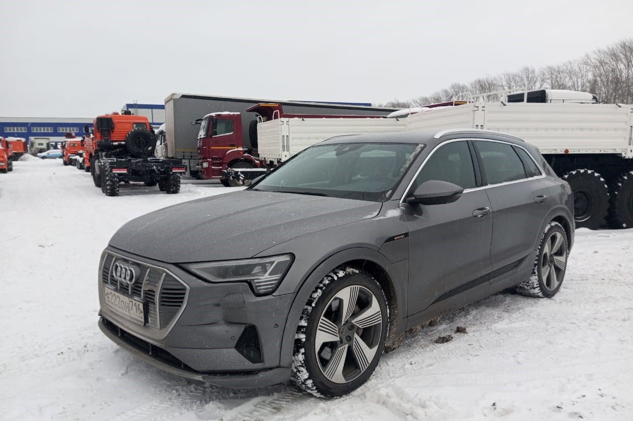 Audi e-tron - 1