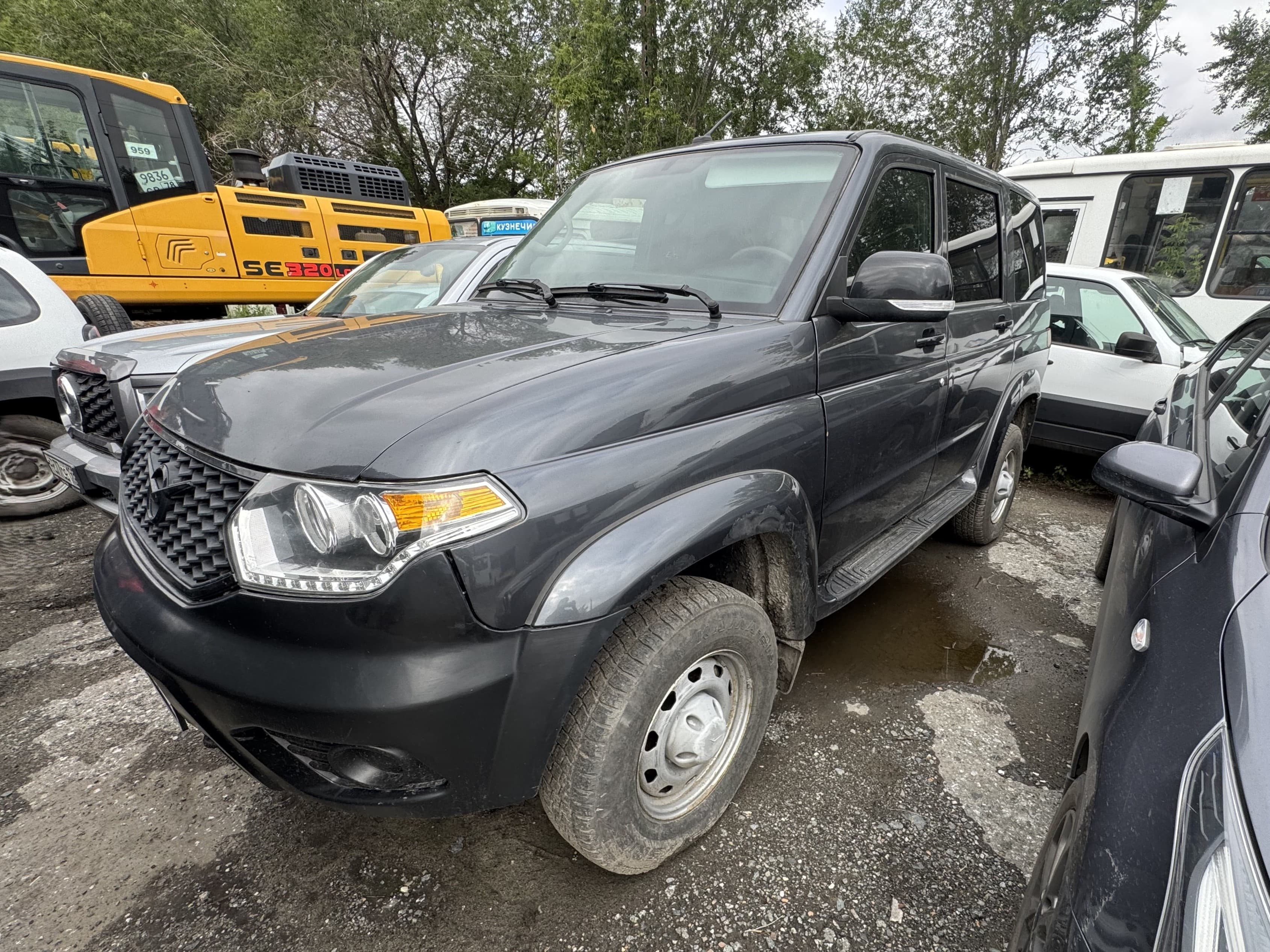 UAZ PATRIOT - 1