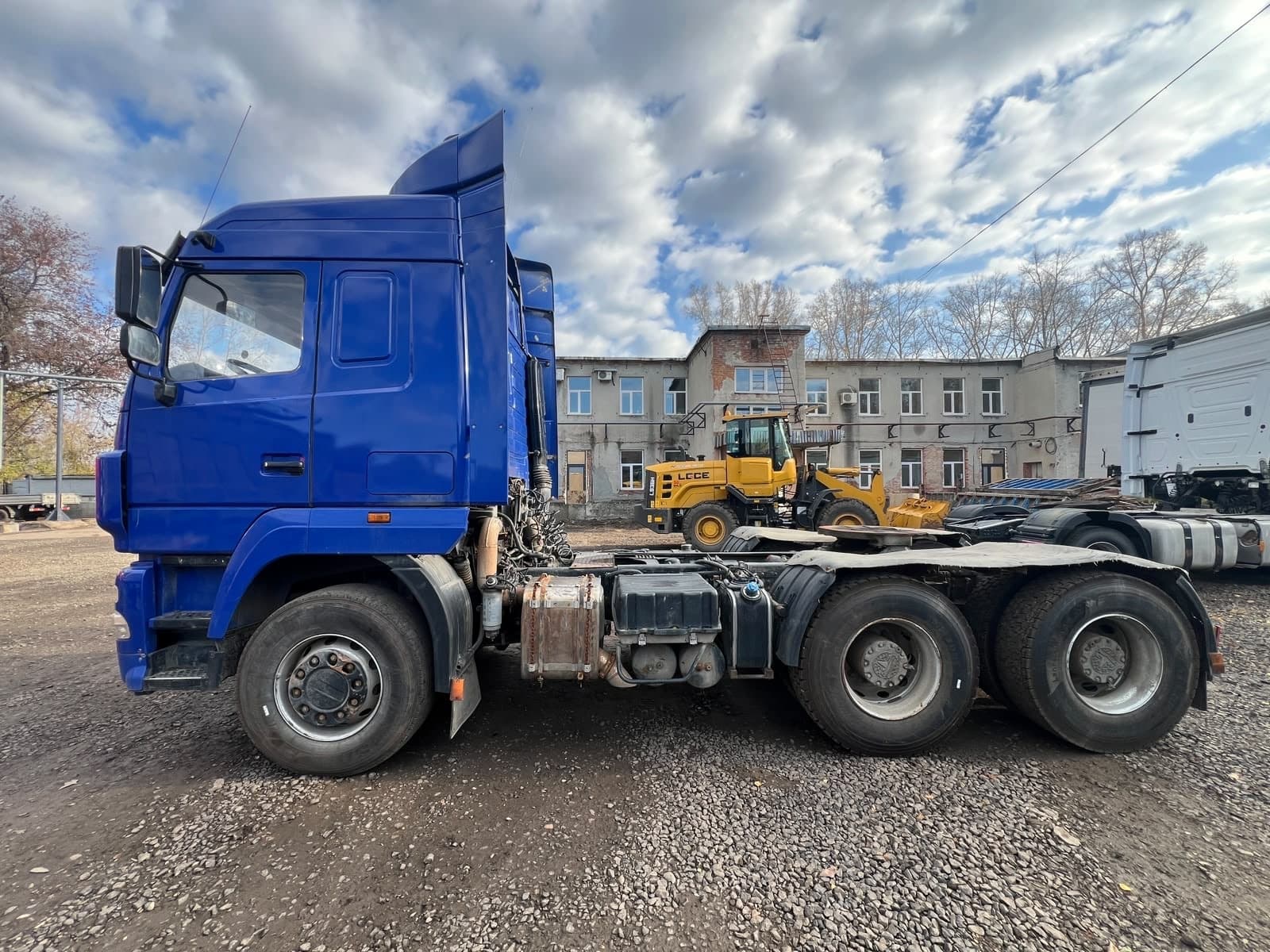 МАЗ 6430 6x4 Седельный тягач - 4