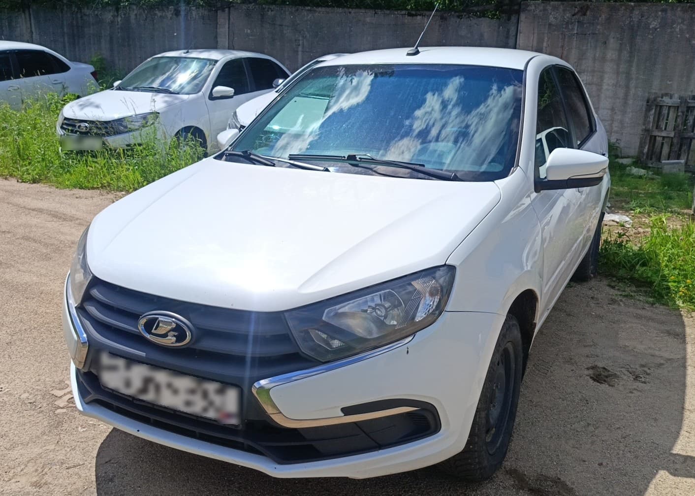 Lada Granta седан - 1