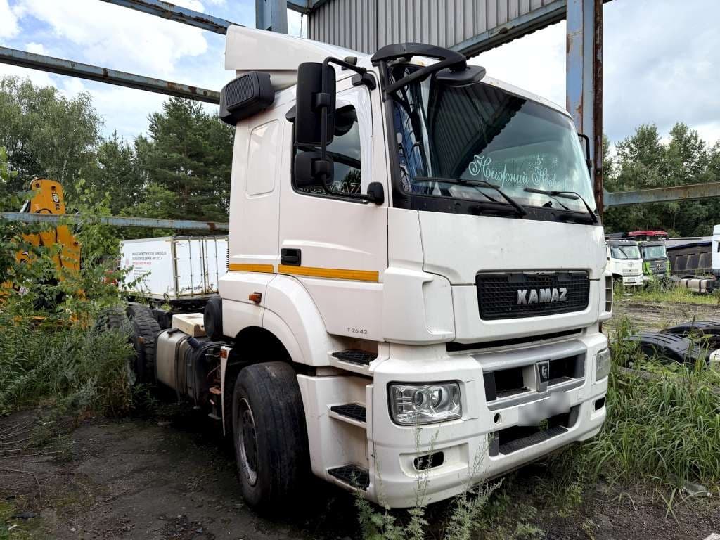 Камаз 65206 6x4 Седельный Тягач - 2