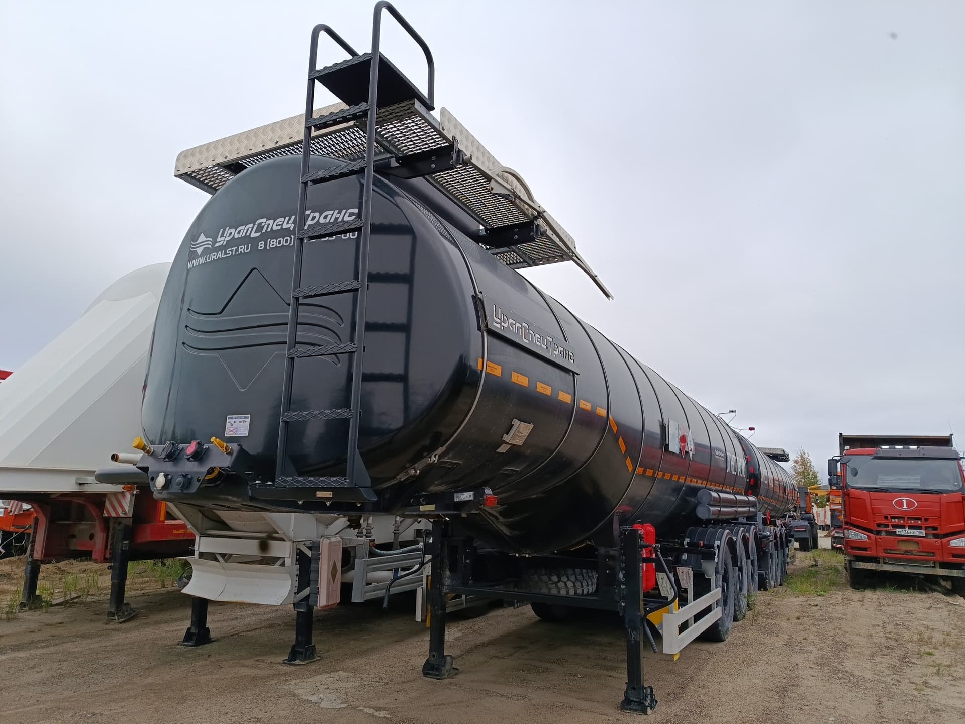 Уралспецтранс 9465* Полуприцеп цистерна - 1