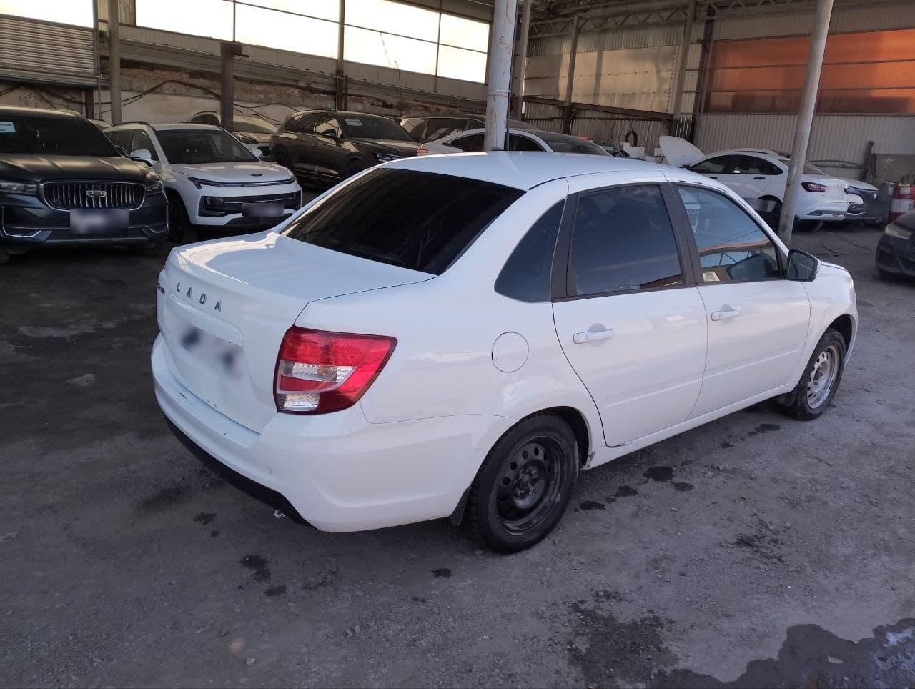 Lada Granta седан - 3