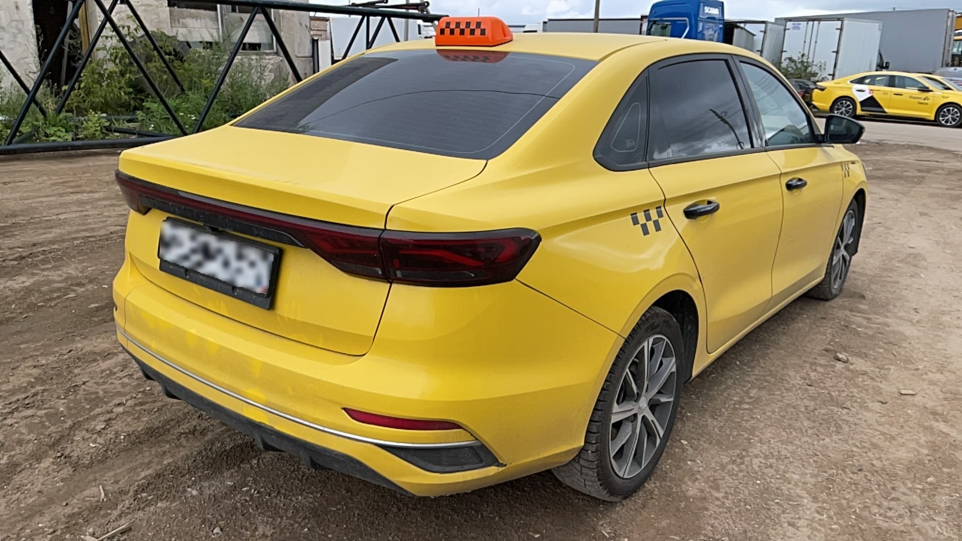 Geely EMGRAND - 3