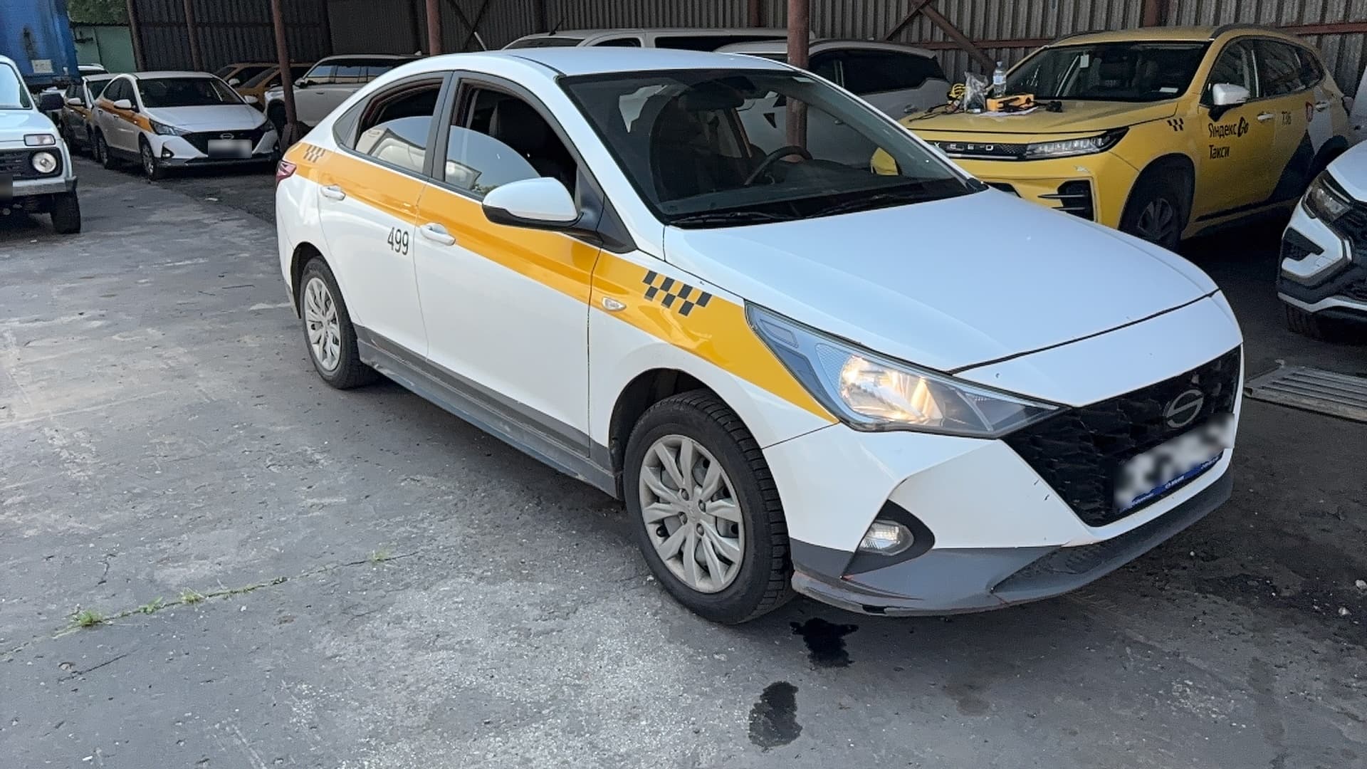 Hyundai Solaris - 2
