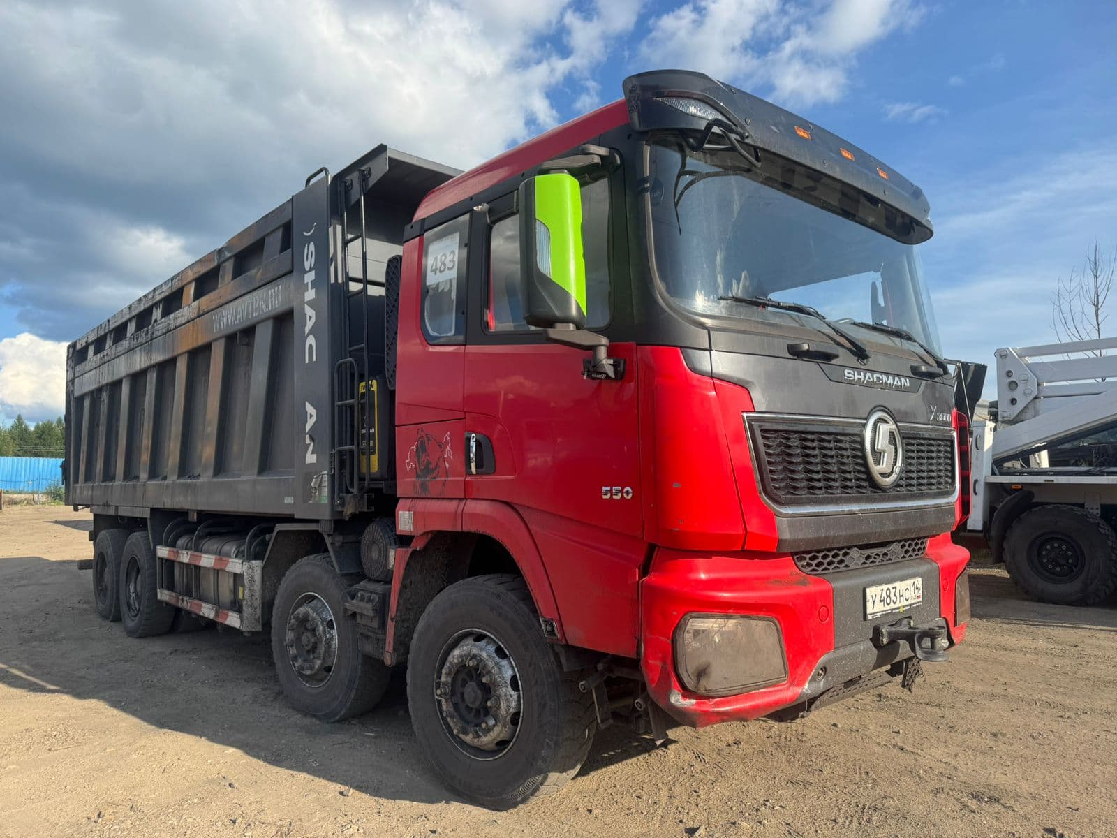 Shacman (Shaanxi) SX* 8x4 Самосвал - 2