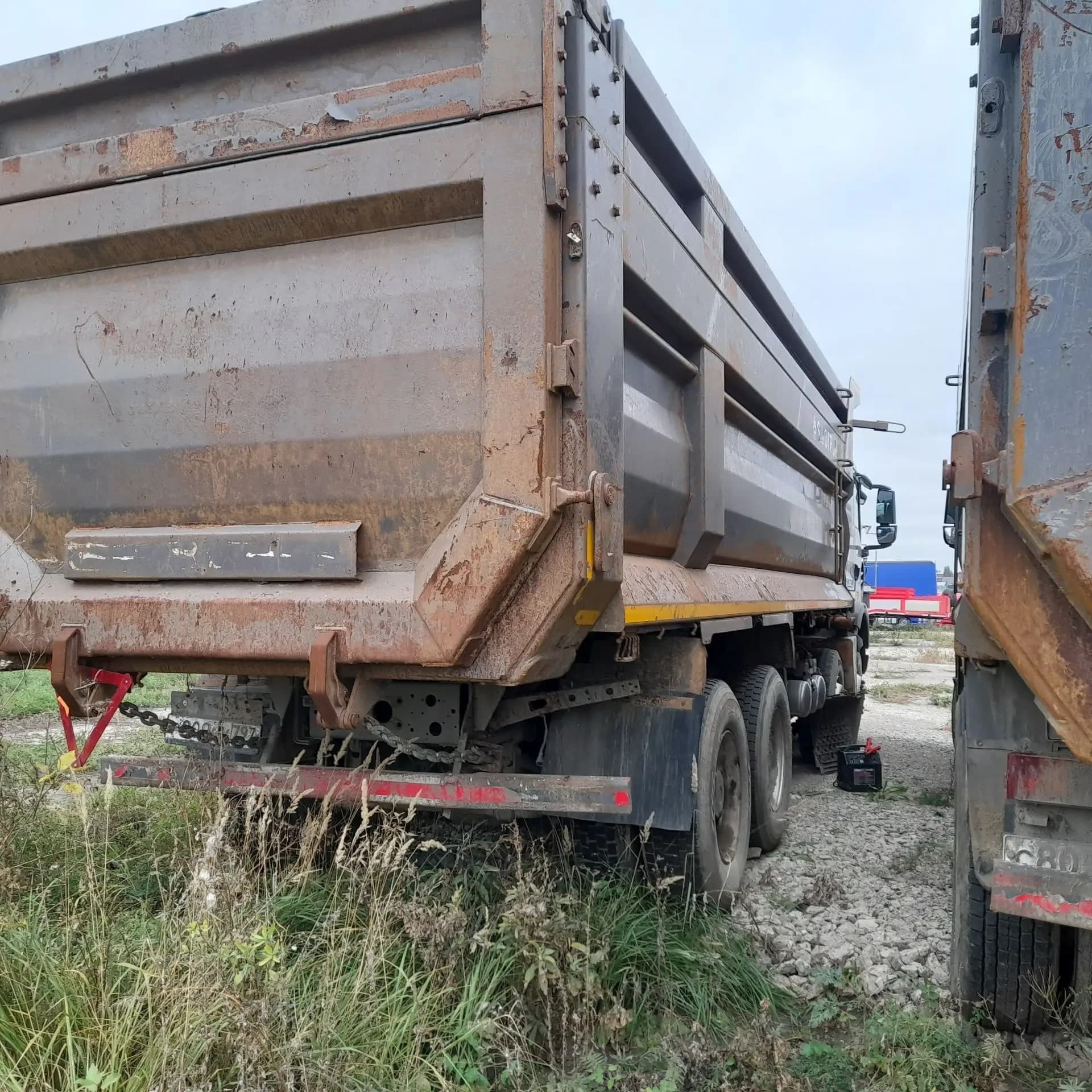 Howo T5G 8x4 Самосвал - 3