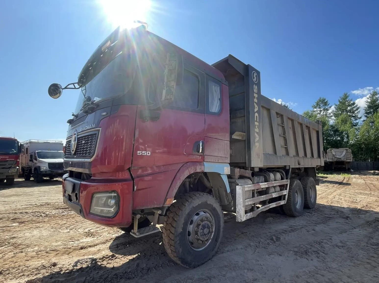 Shacman (Shaanxi) SX* 6x6 Самосвал - 1