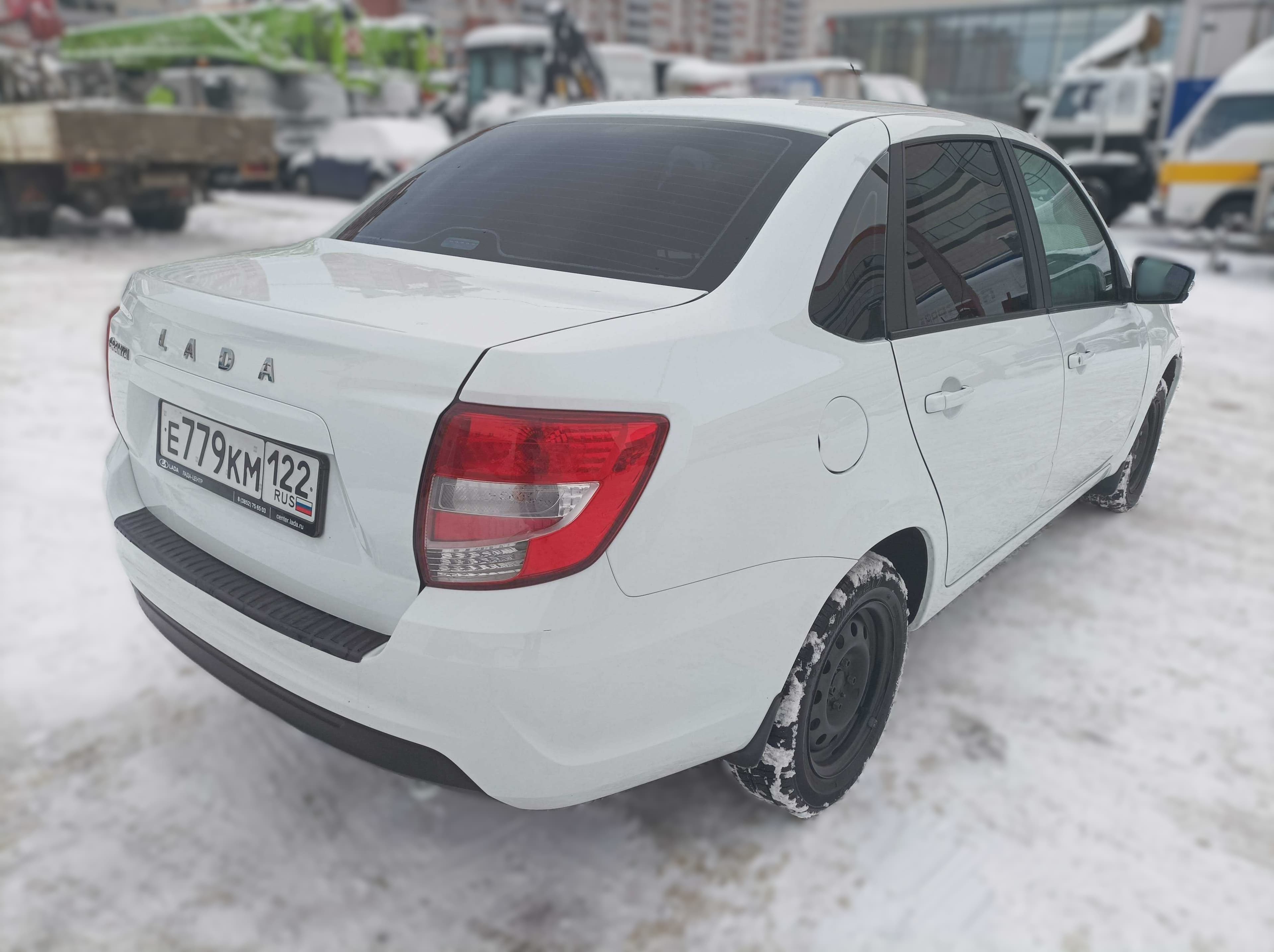 Lada Granta седан - 3