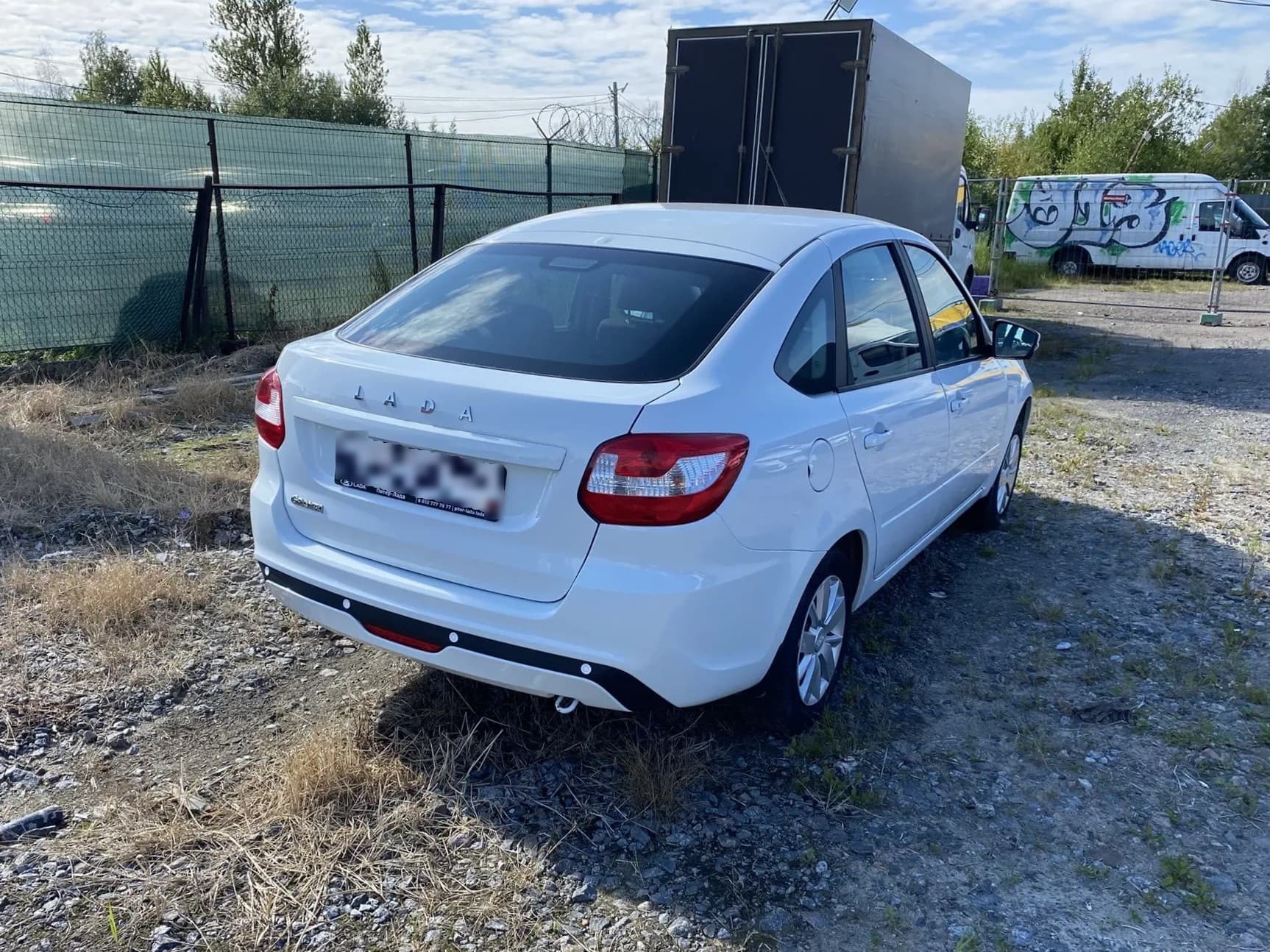 Lada Granta лифтбек - 3