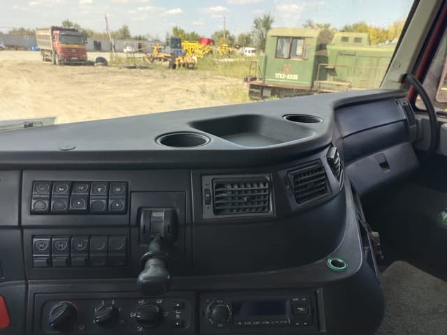 Hongyan 908 8x4 Самосвал - 5