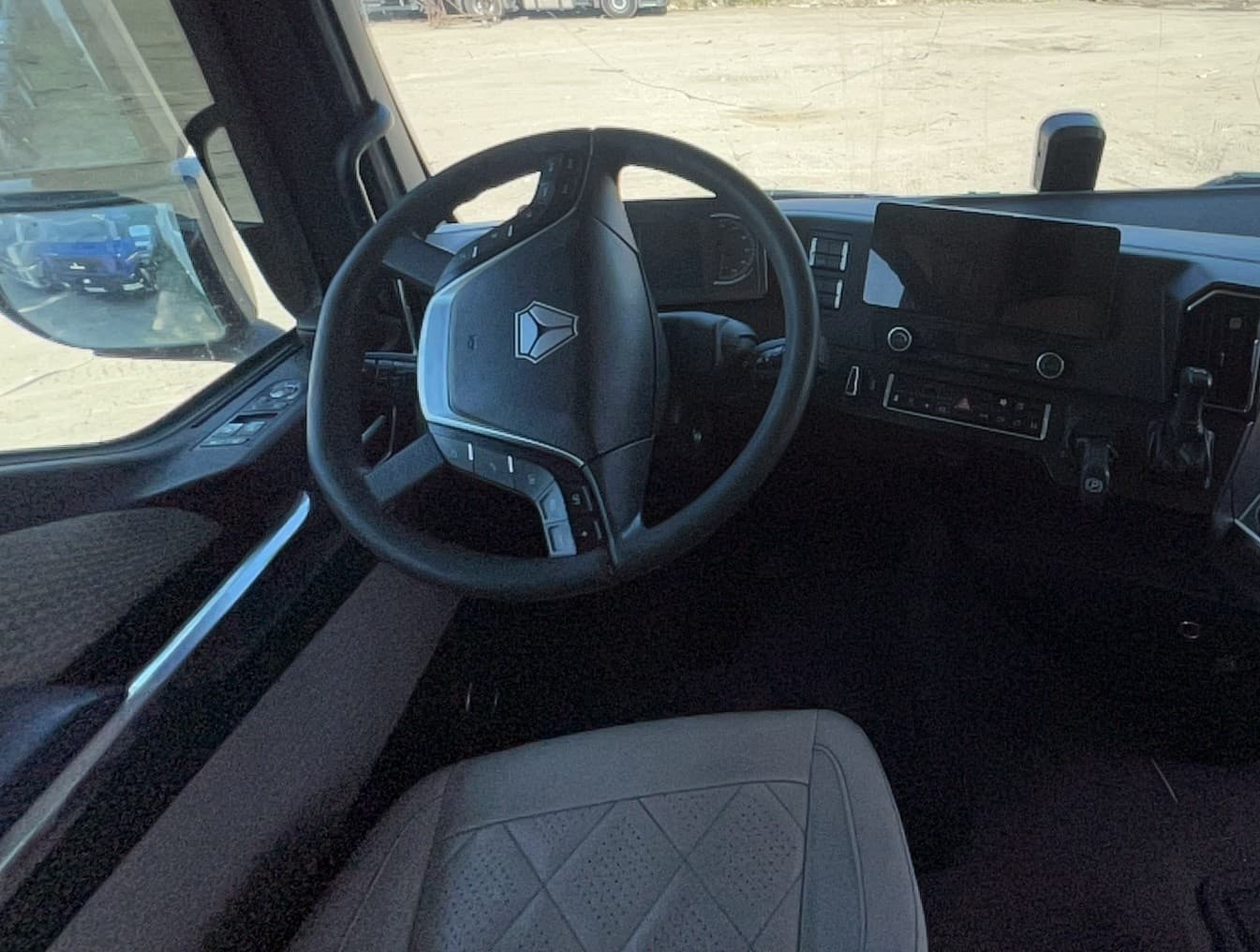 Sitrak C7H 4x2 Седельный тягач - 5