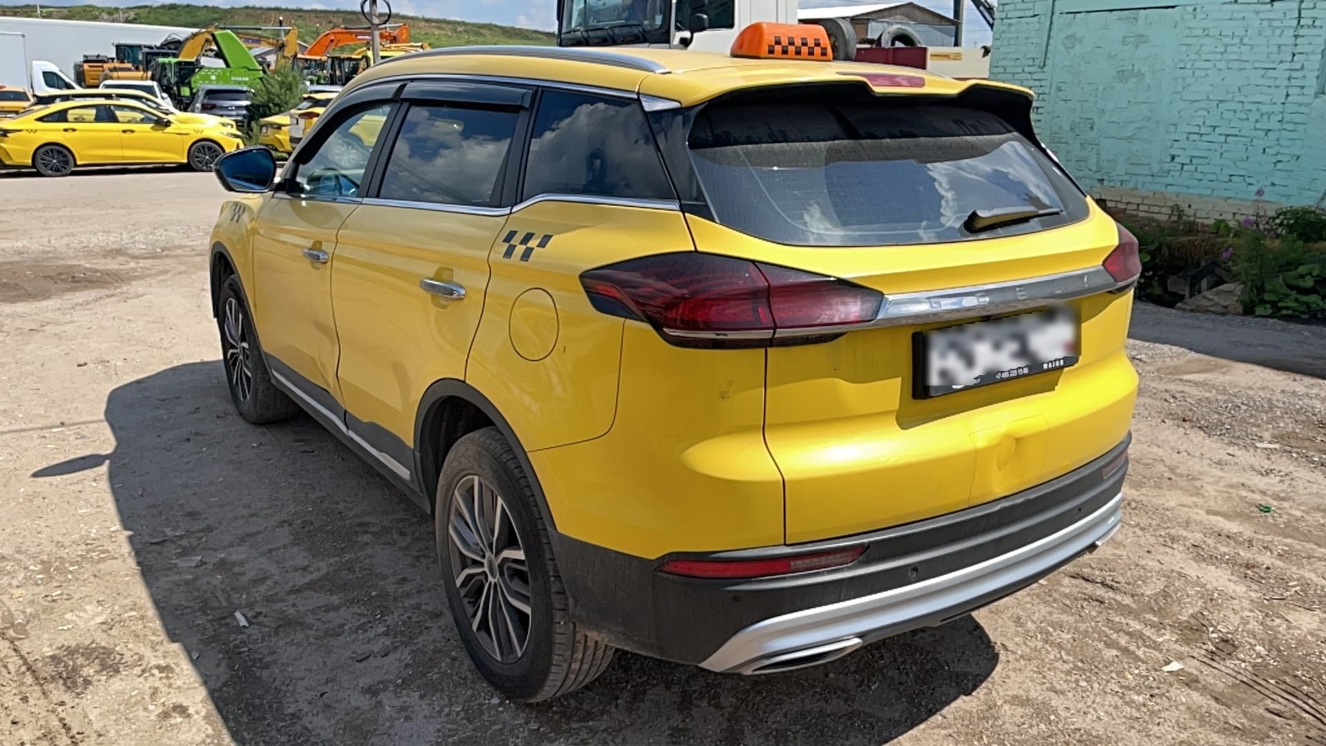 Geely Atlas Pro - 4