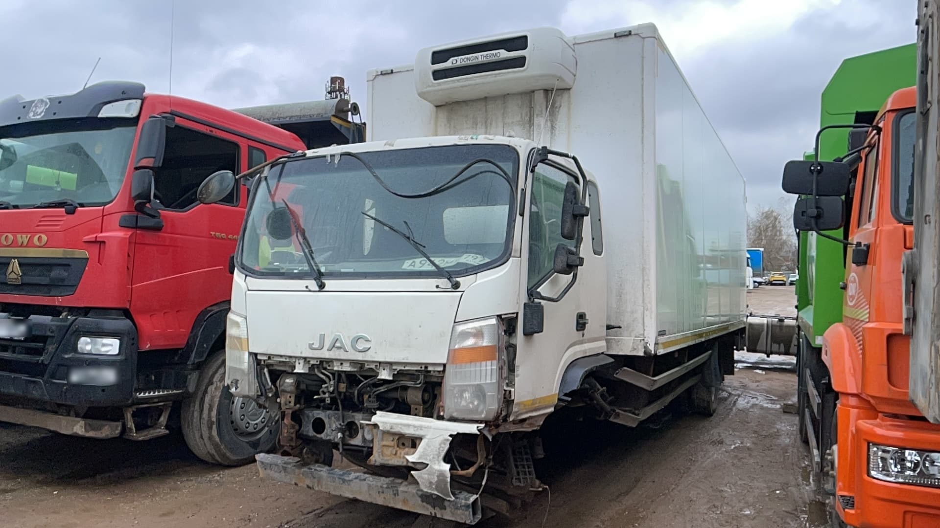Jac N120 4x2 Изотермический/рефрижератор - 1