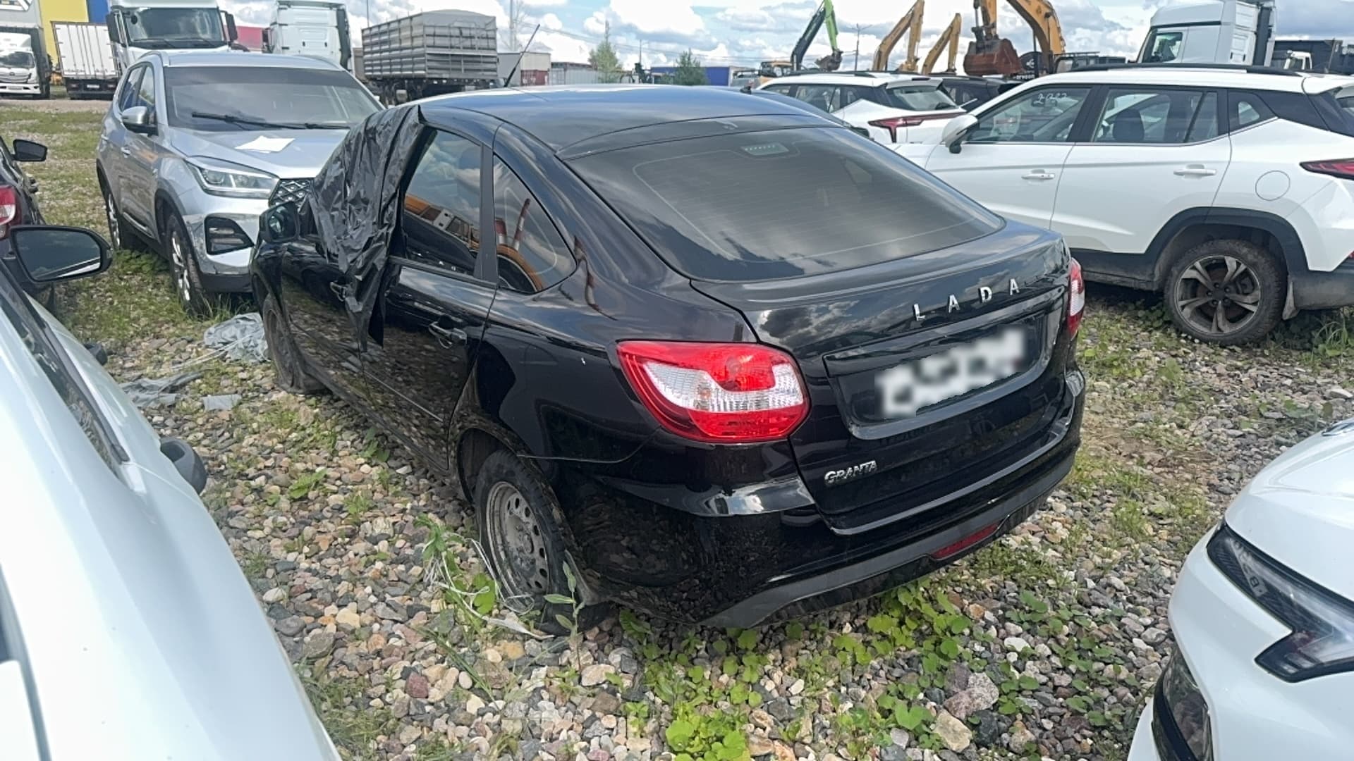 Lada Granta седан - 4