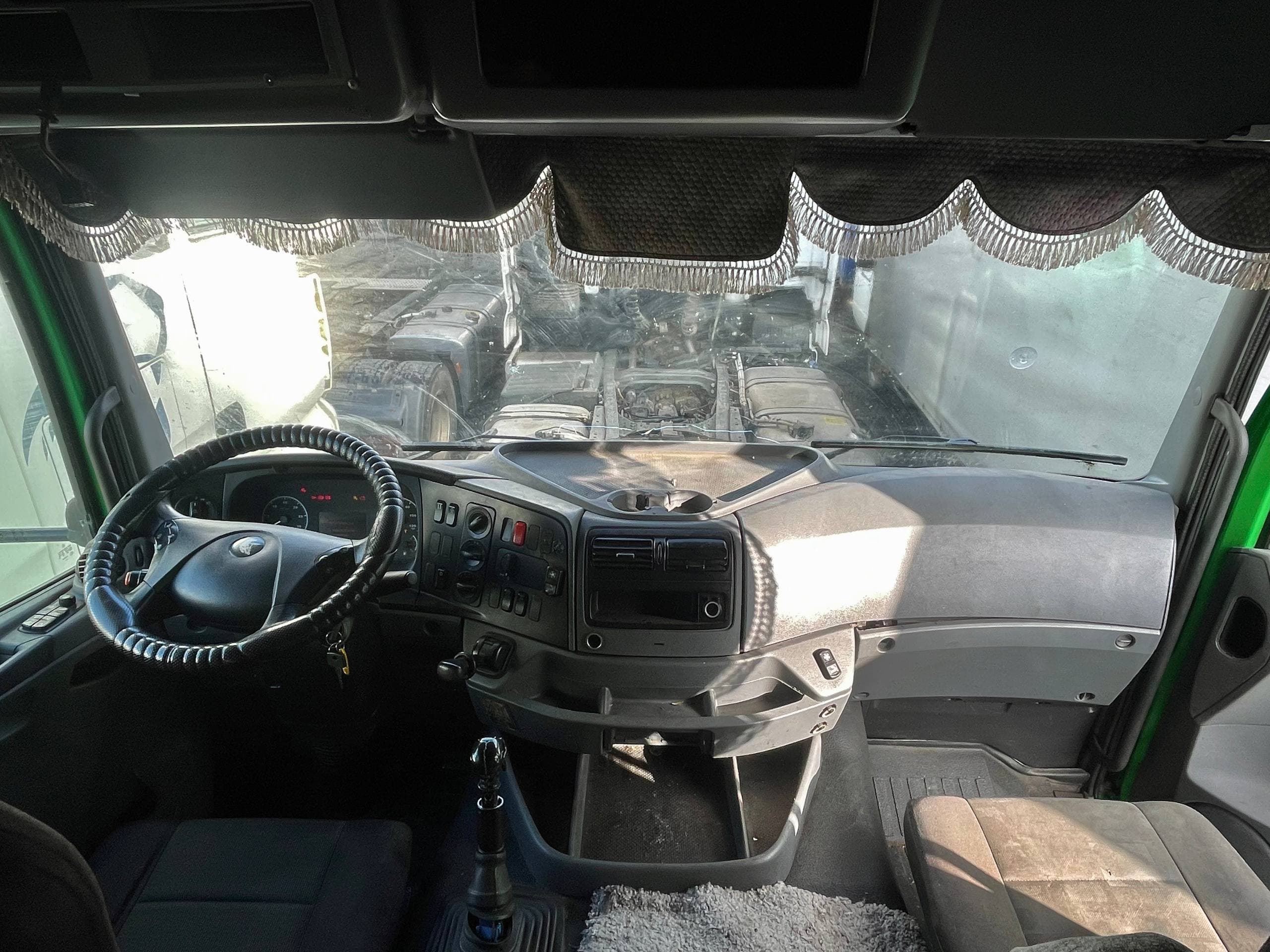 Камаз 5490 4x2 Седельный тягач - 5
