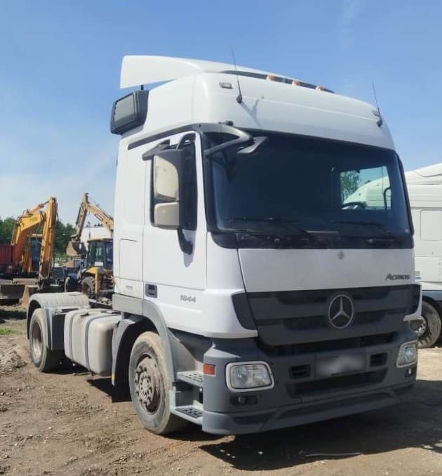Mercedes-Benz Actros 4x2 Седельный тягач - 2