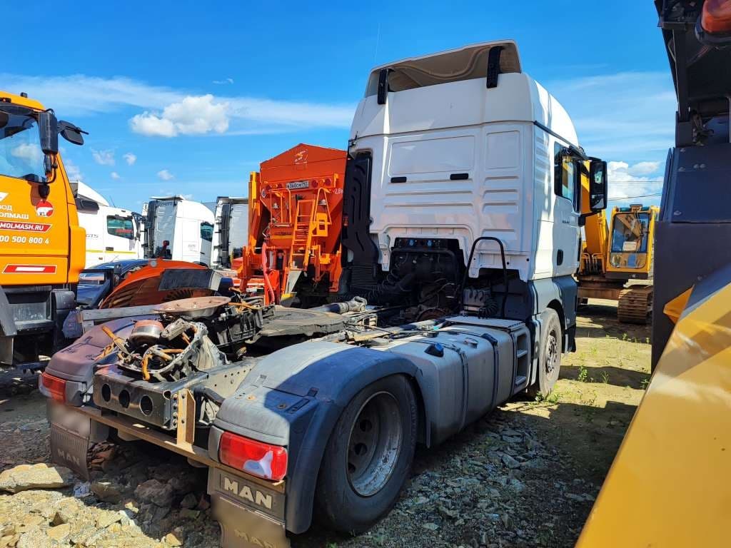 MAN TGX 4X2 Седельный тягач - 3