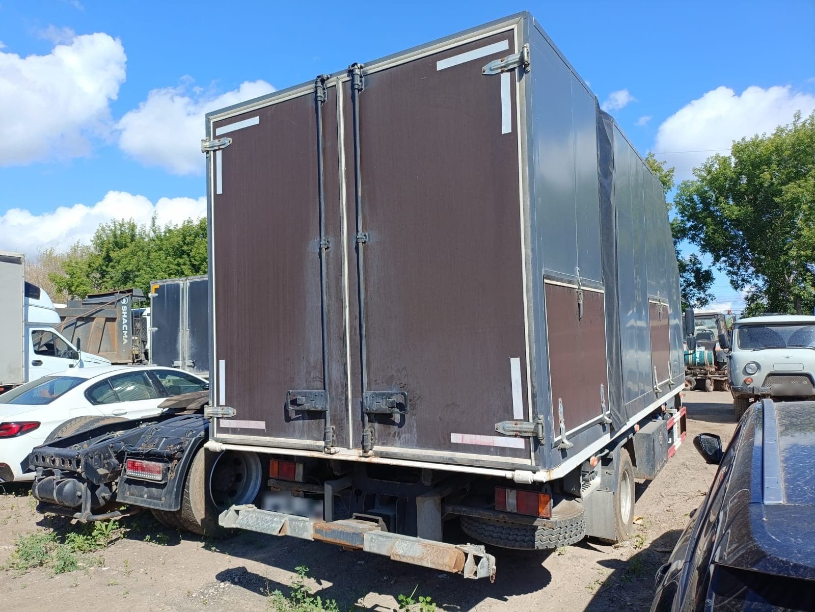 ISUZU ELF 7.5 4x2 Эвакуатор - 3