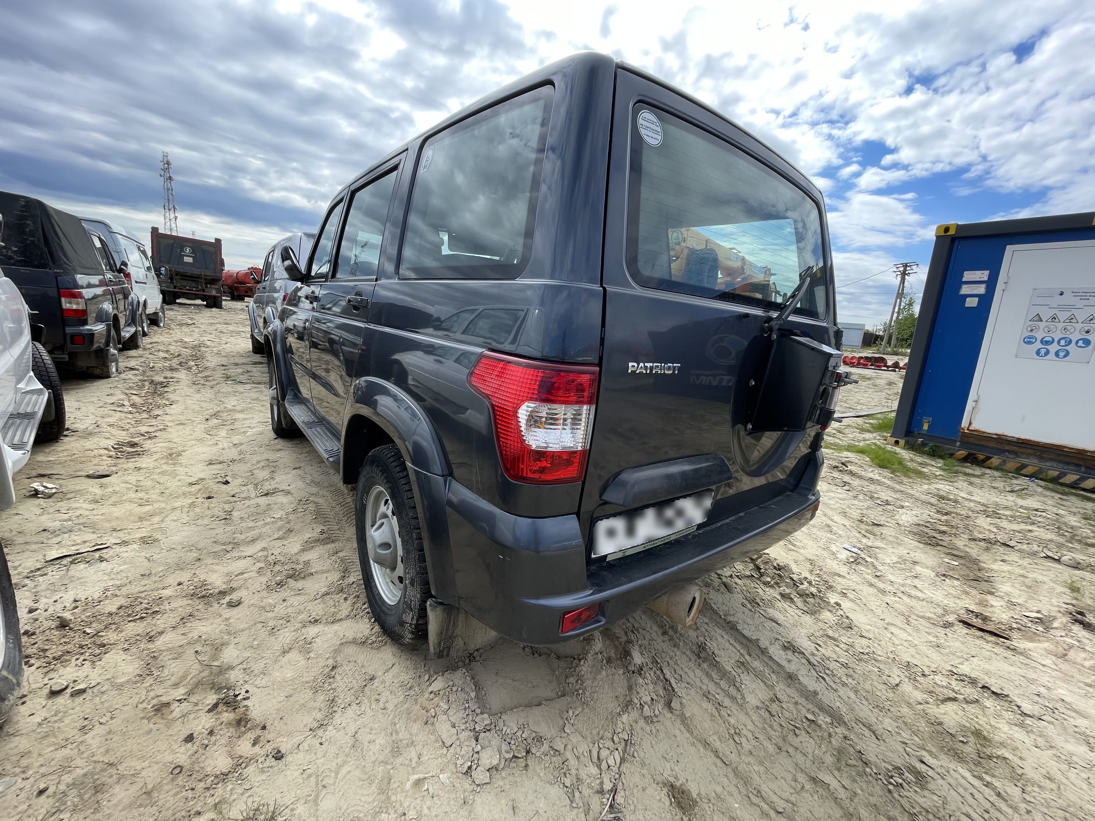UAZ PATRIOT - 4