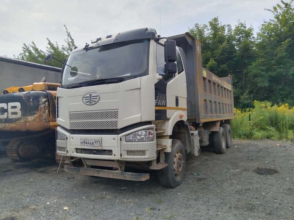 FAW J6* 6x4 Самосвал - 1