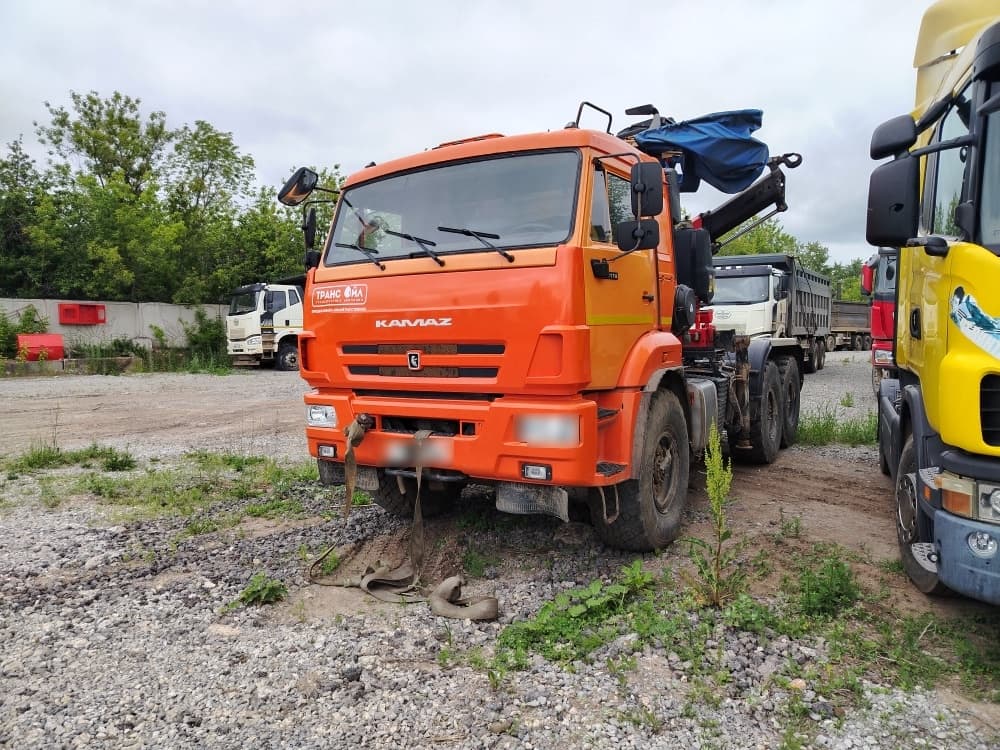 Камаз 43118 6x6 Седельный тягач с КМУ - 1