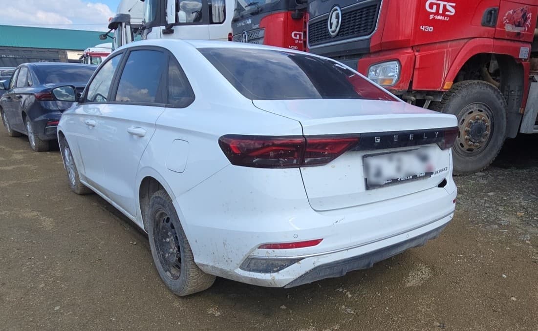 Geely EMGRAND - 4