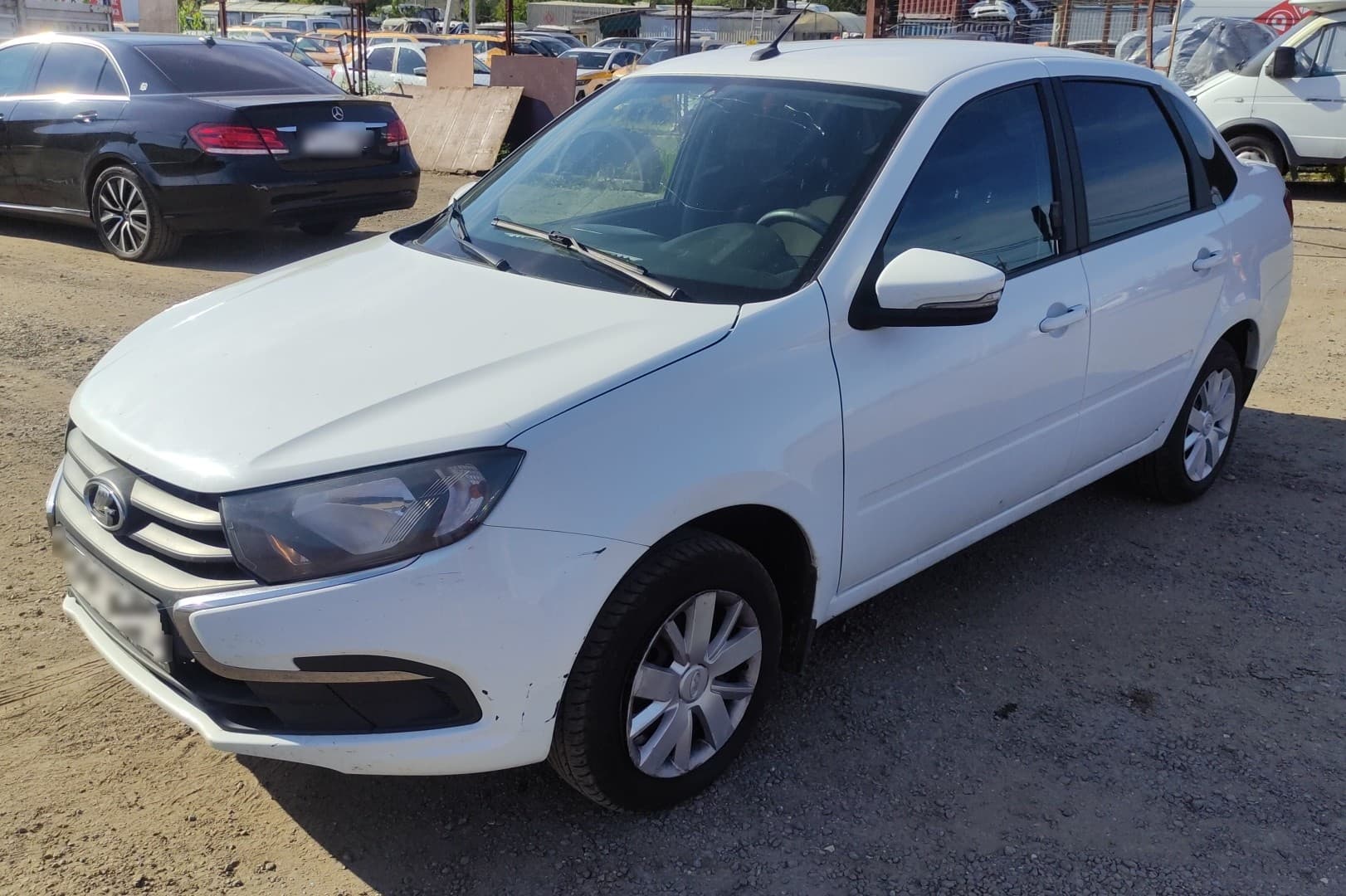 Lada Granta седан - 1