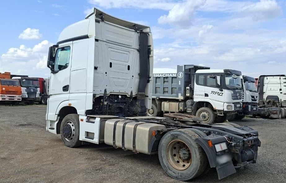 Камаз 54901 4x2 Седельный тягач - 4