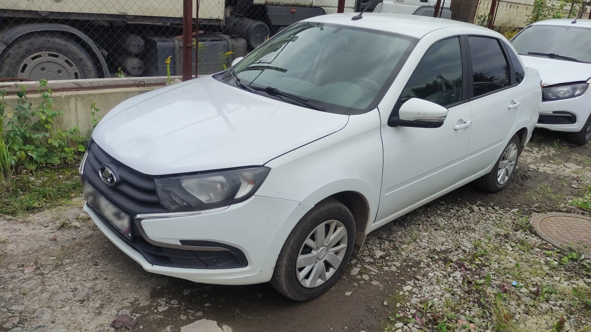 Lada Granta седан - 1