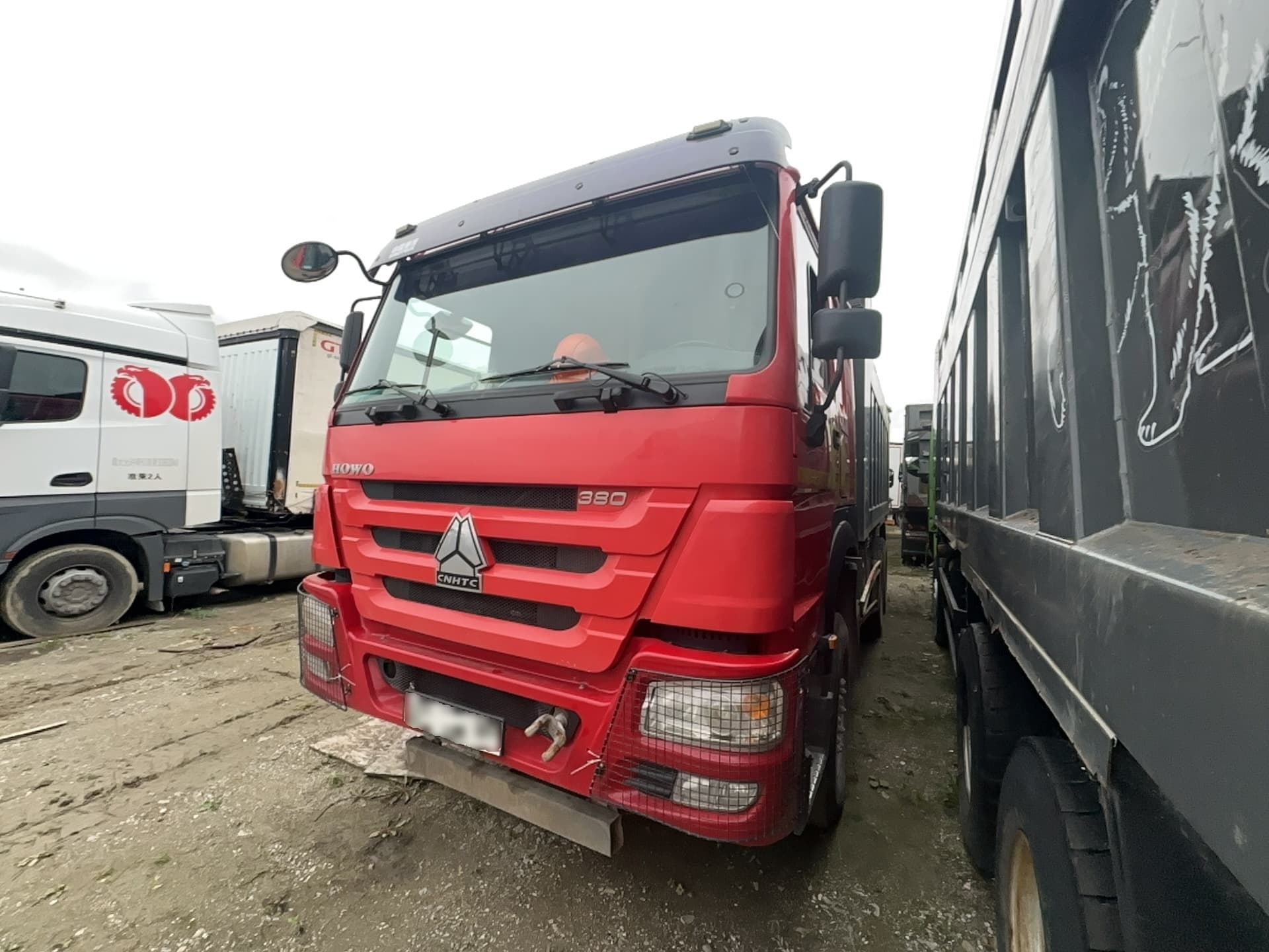 Howo ZZ* 6x4 Самосвал - 1