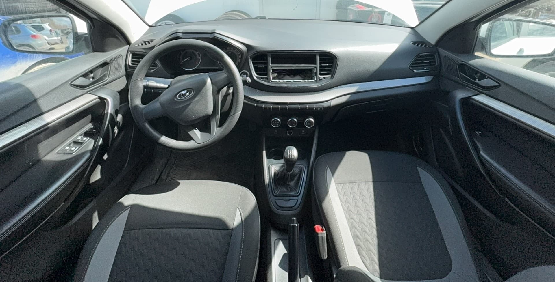 Lada Vesta седан - 5