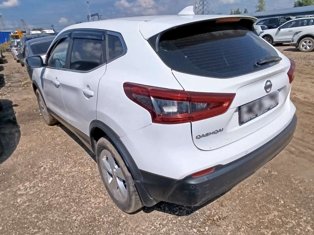 Nissan Qashqai - 4