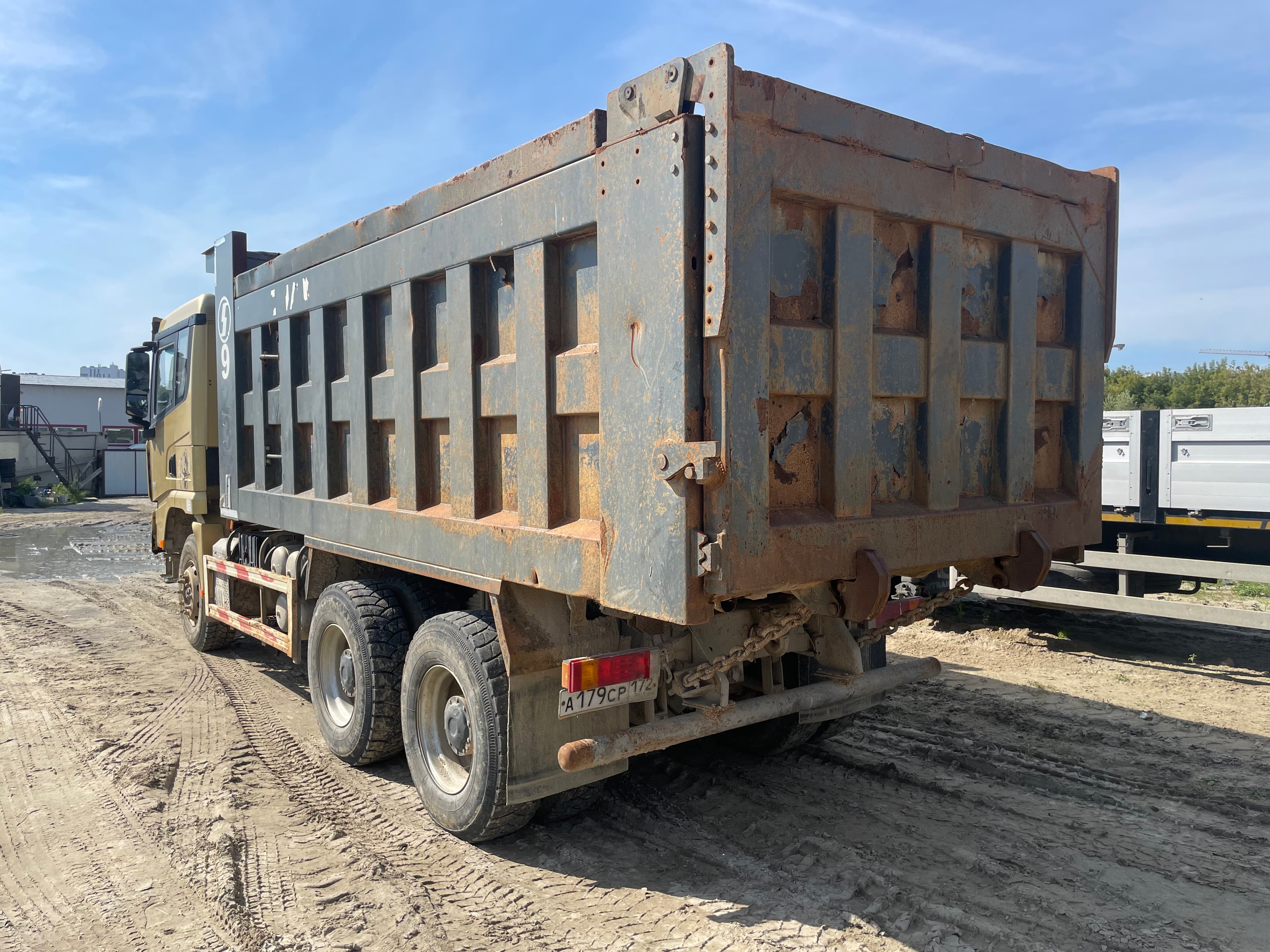 Shacman (Shaanxi) SX* 6x4 Самосвал - 4
