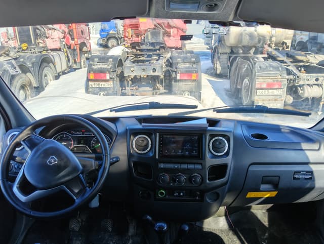 GAZ 2310 - 5