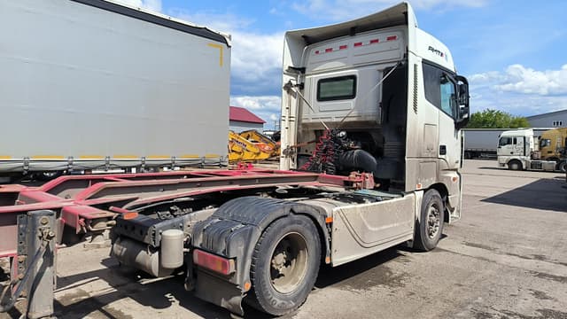 Foton AUMAN 4x2 Седельный тягач - 3
